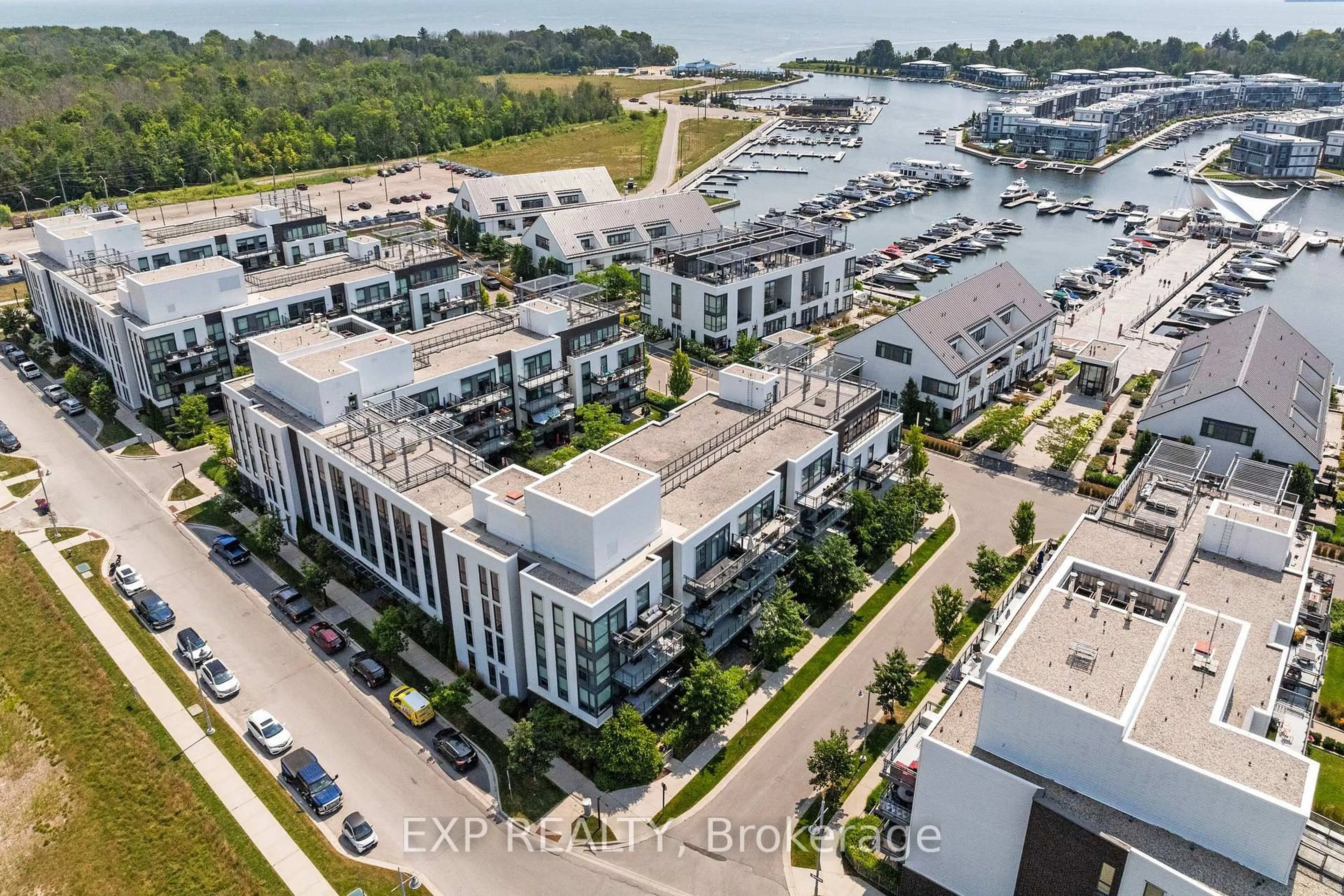 A pic from outside/outdoor area/front of a property/back of a property/a pic from drone, unknown for 271 Sea Ray Ave #B107, Innisfil Ontario L9S 0J4