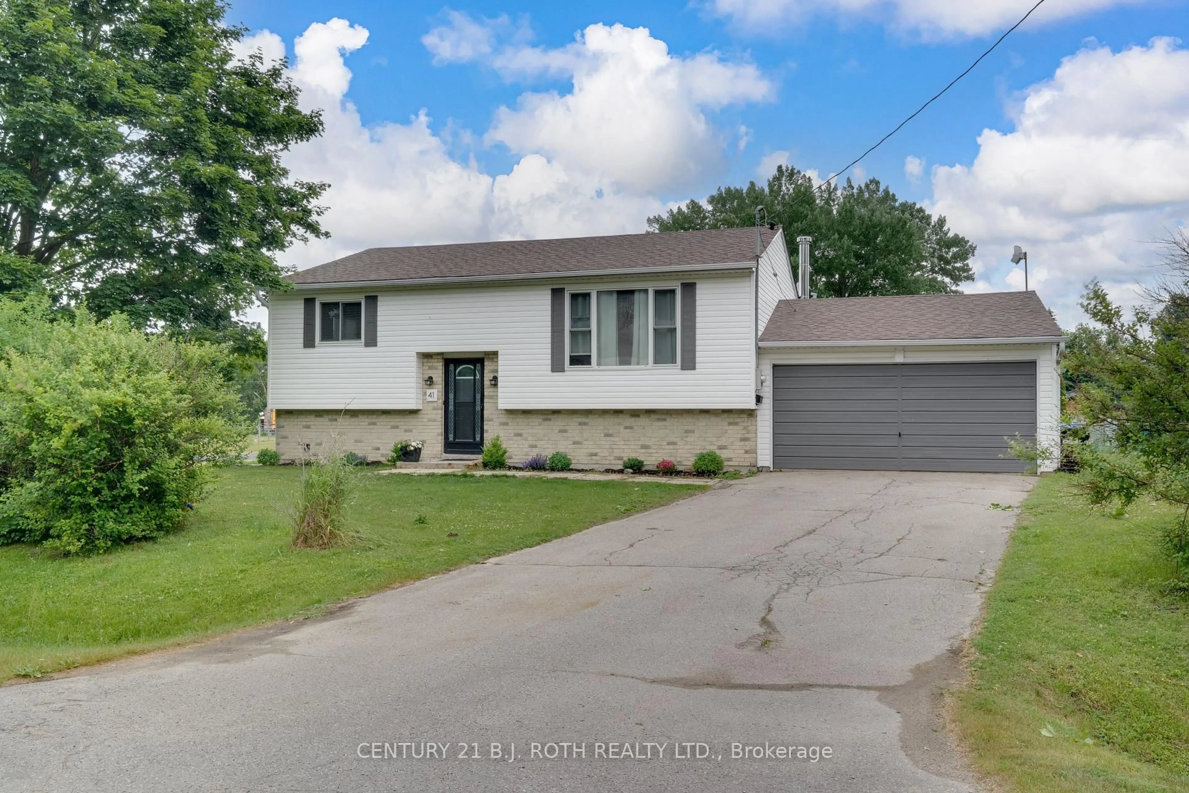Unknown for 41 MARKET St, Adjala-Tosorontio Ontario L0M 1M0