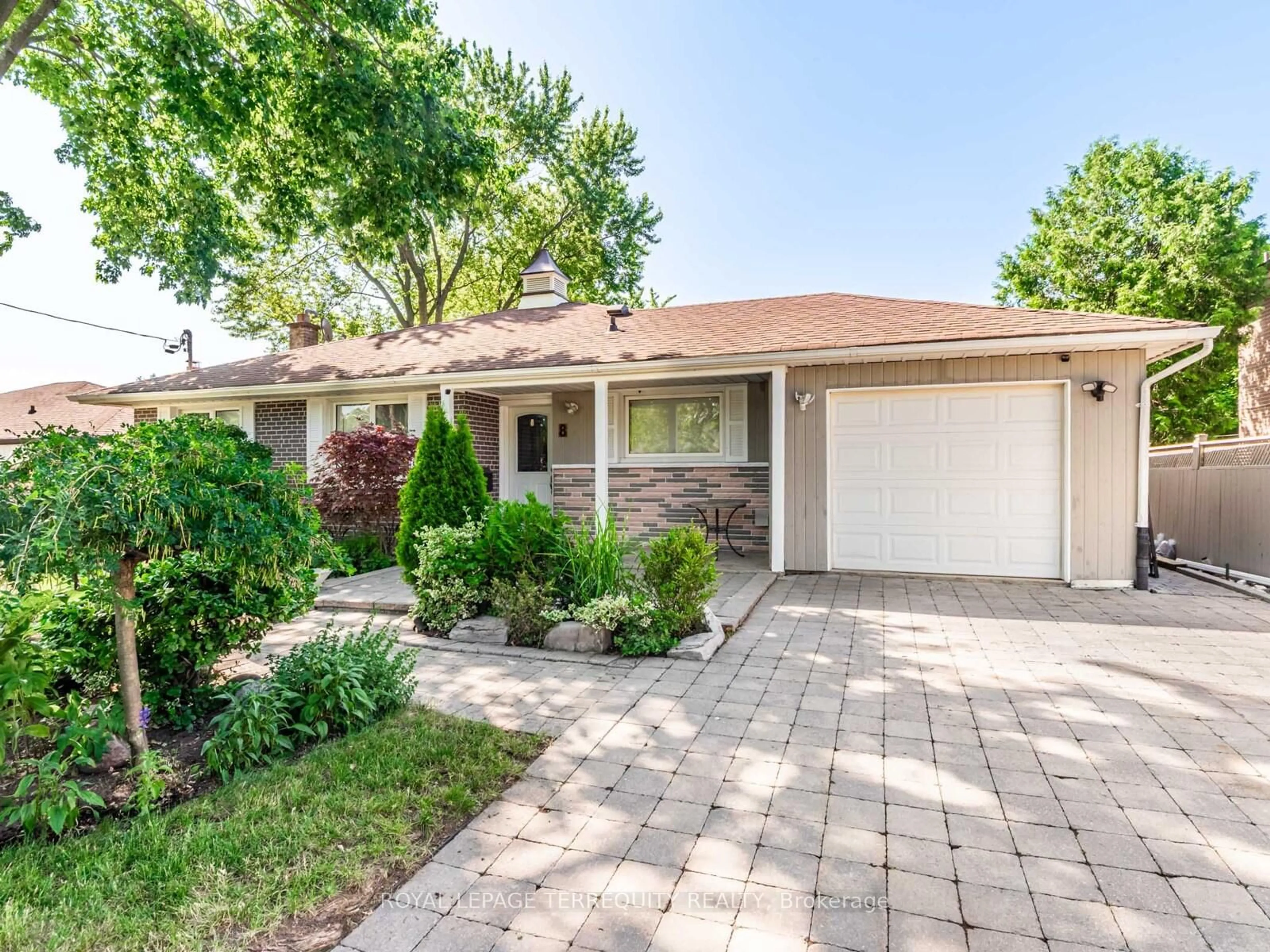 Unknown for 8 Lincoln Green Dr, Markham Ontario L3P 1R5