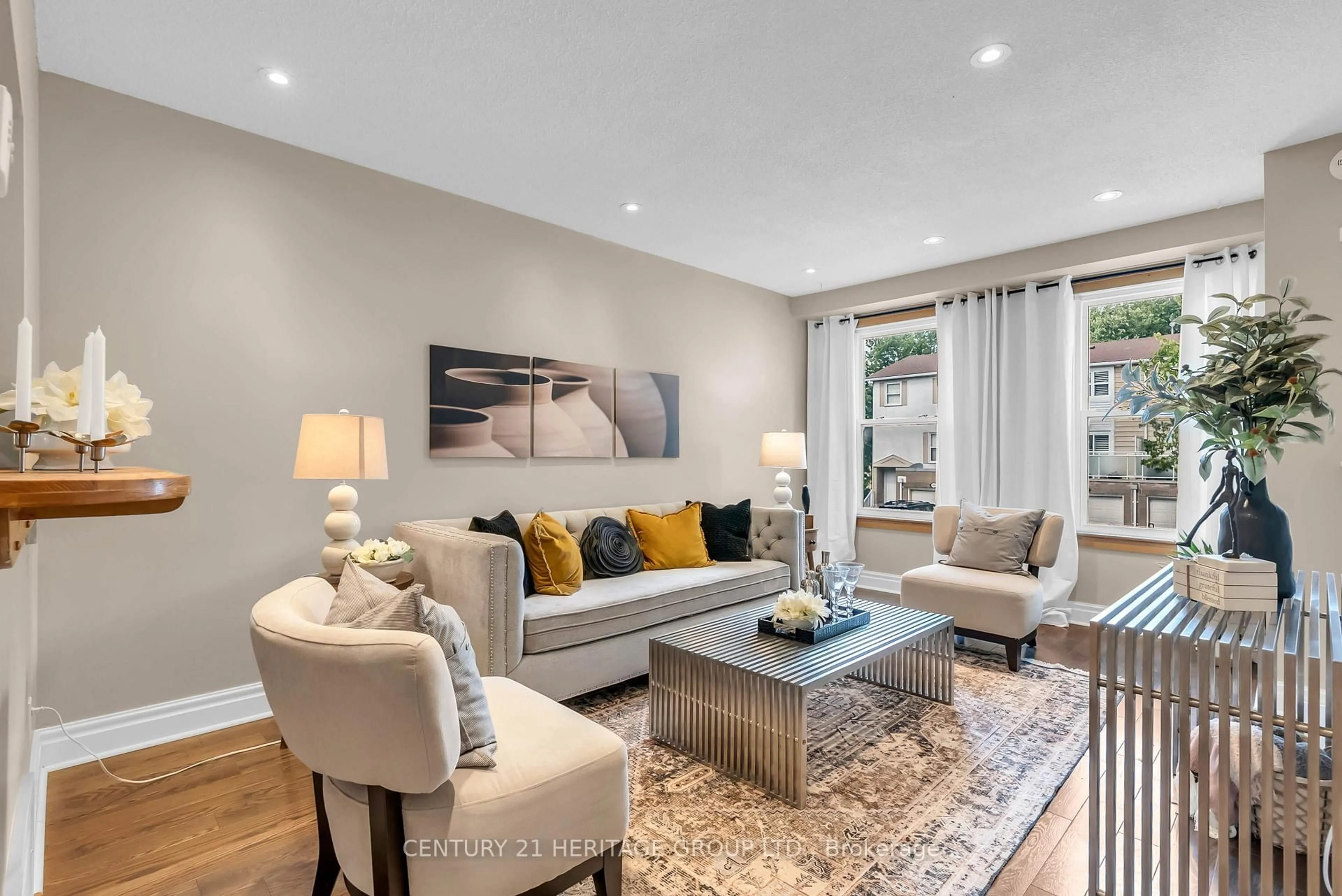 Living room with furniture, unknown for 1944 John St, Markham Ontario L3T 1Z1