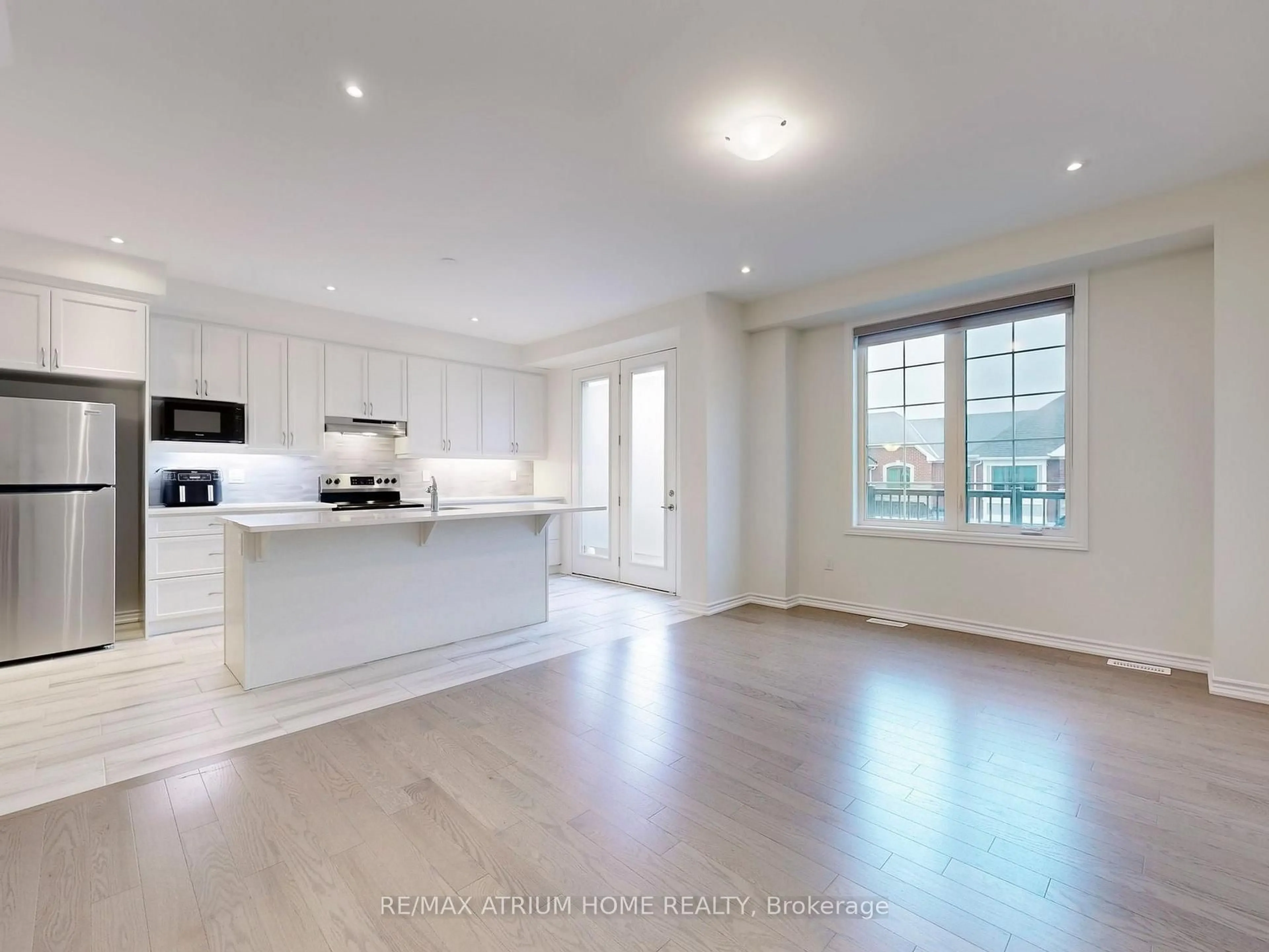 Open concept kitchen, unknown for 79 Therma Cres, Markham Ontario L6C 3K9