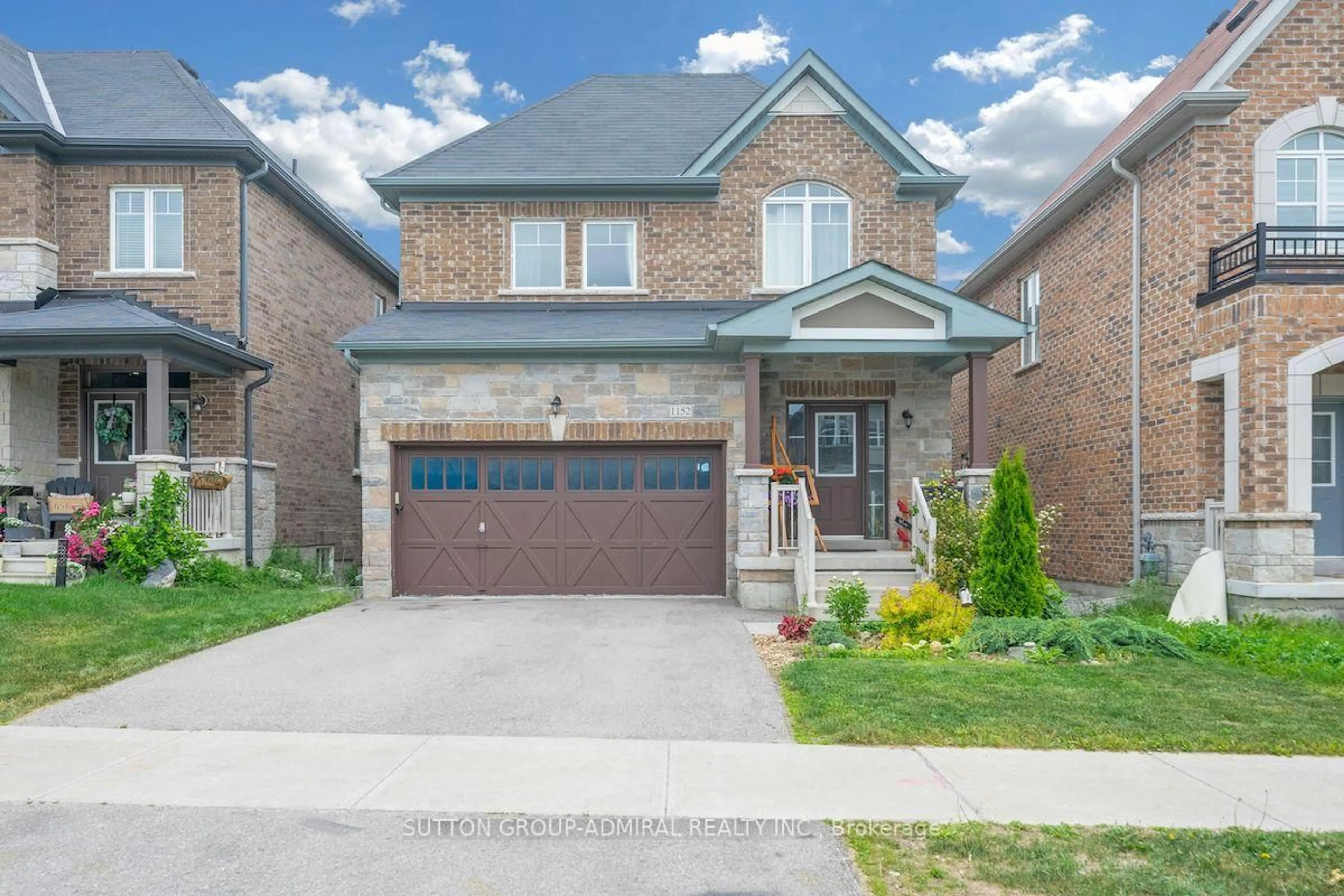 Home with brick exterior material, street for 1152 Peelar Cres, Innisfil Ontario L0L 1W0