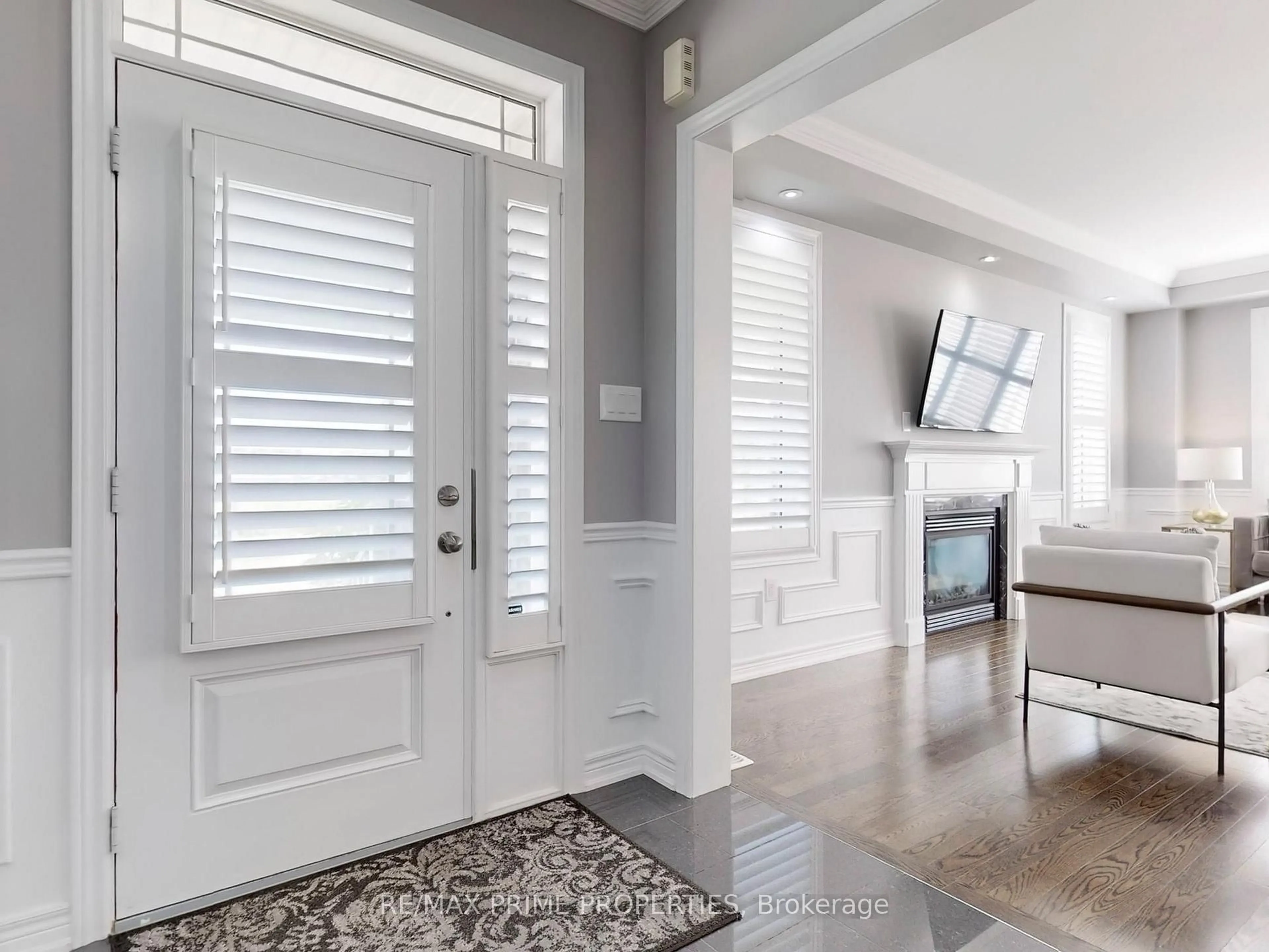 Indoor entryway for 250 Cornell Centre Blvd, Markham Ontario L6B 0V9