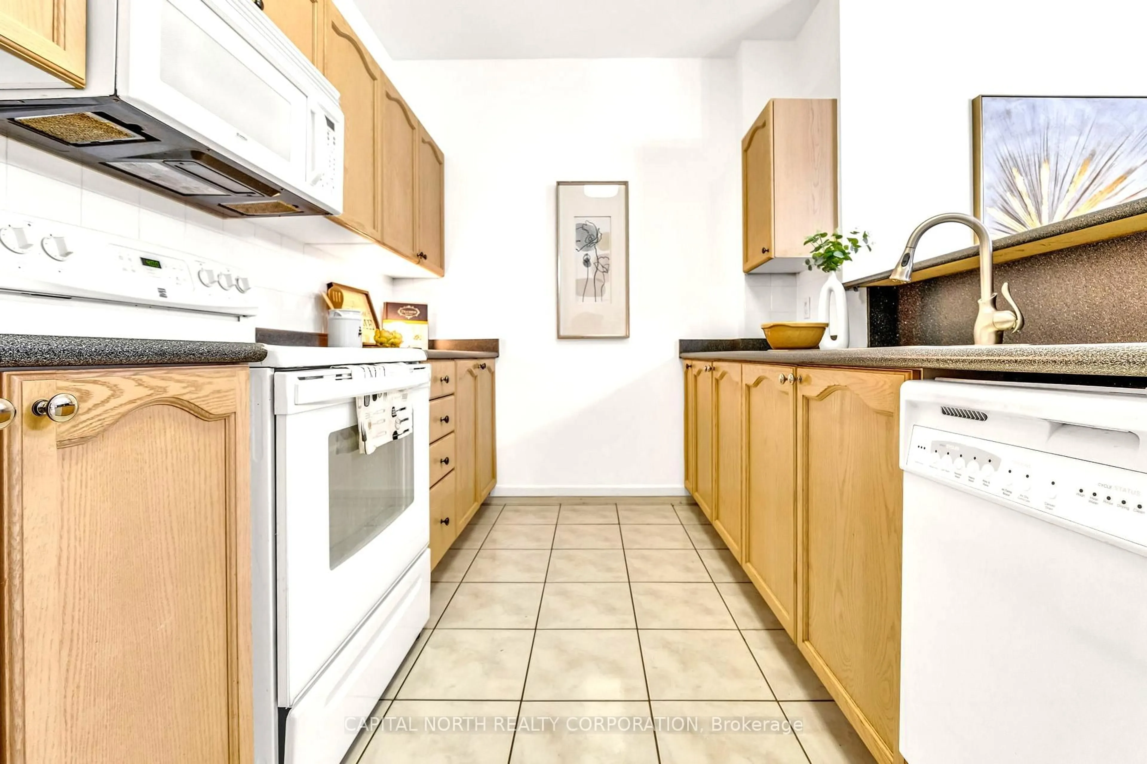 Standard kitchen, unknown for 33 Wallace St #321, Vaughan Ontario L4L 2P2