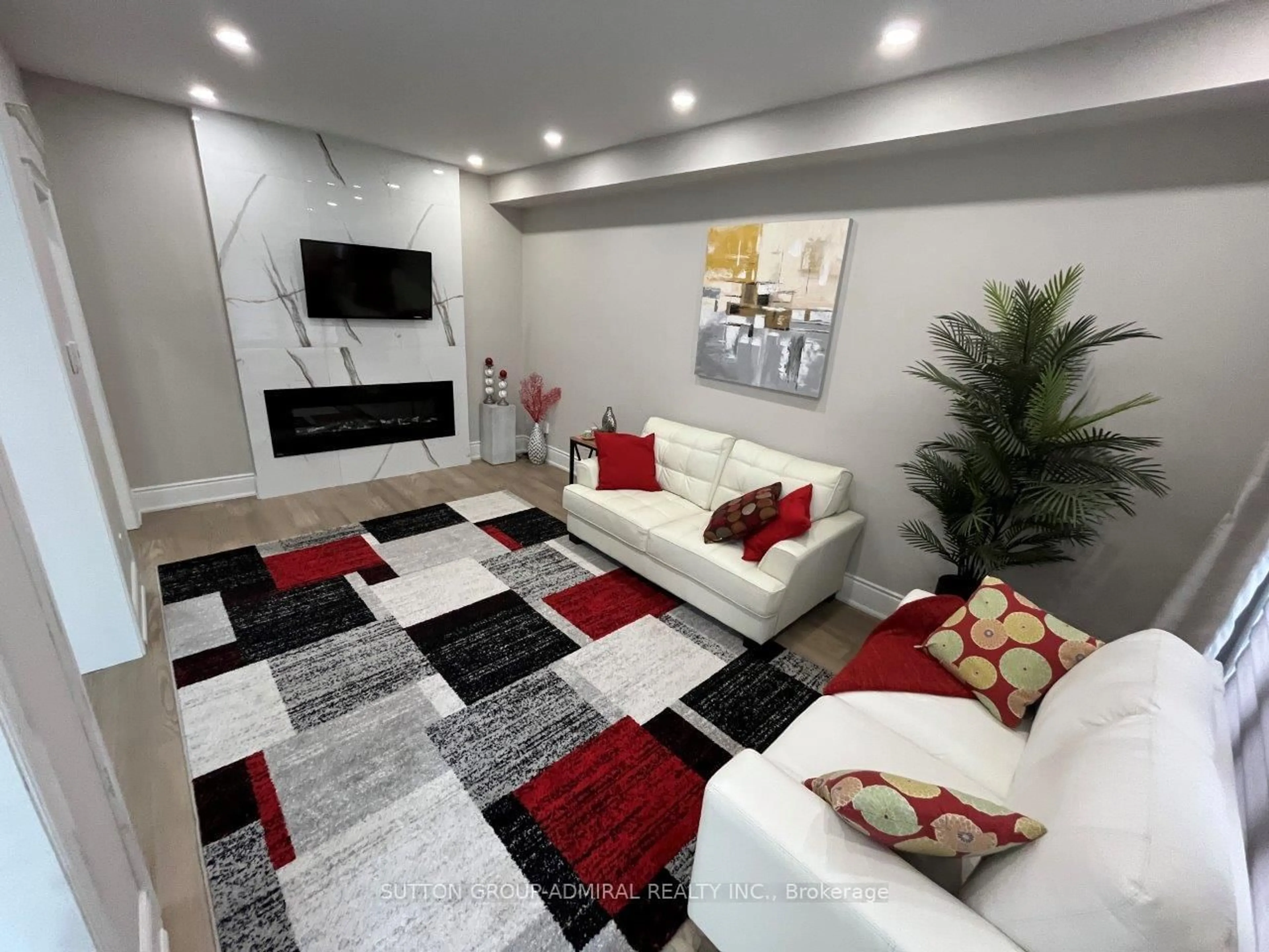 Living room with furniture, carpet floor for 45 Inglewood Ave, Vaughan Ontario L4J 7T8