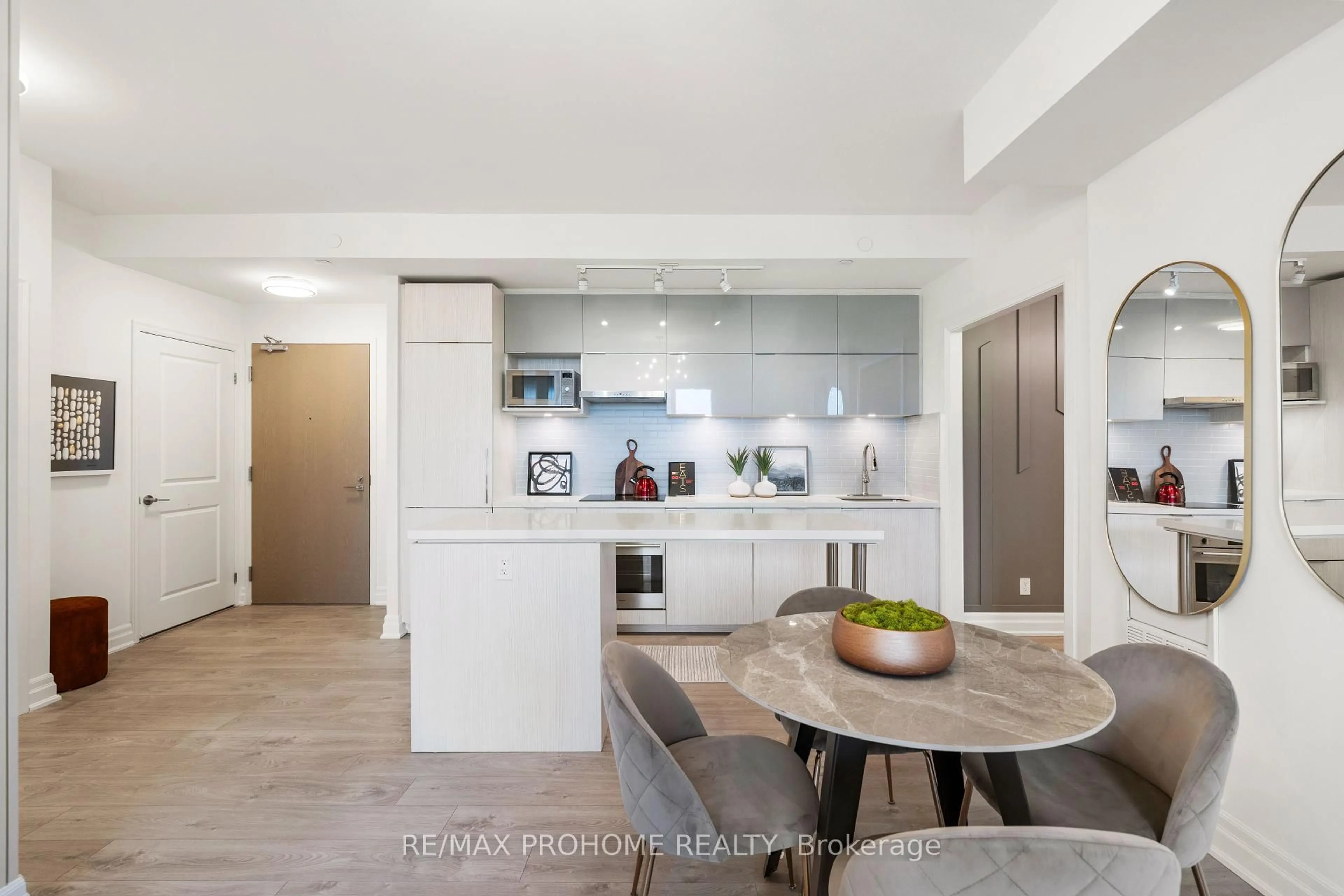 Open concept kitchen, unknown for 8 Rouge Valley Dr #308b, Markham Ontario L6G 0G8