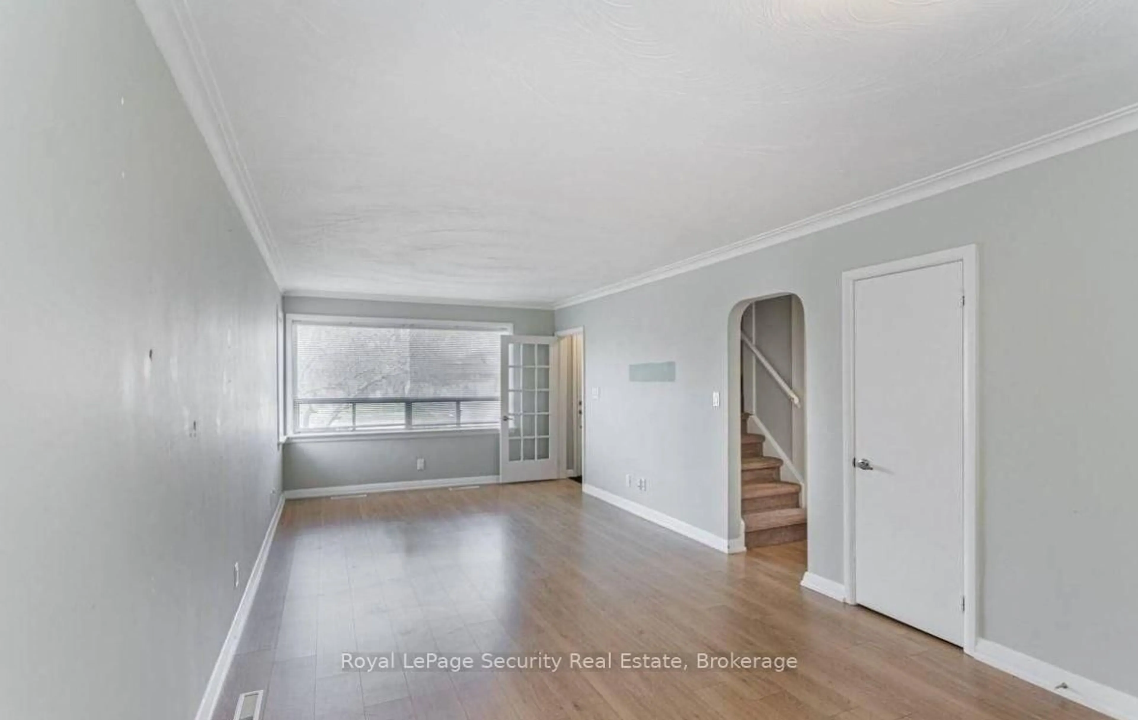 A pic of a room for 1645 Mount Albert Rd, East Gwillimbury Ontario L0G 1V0