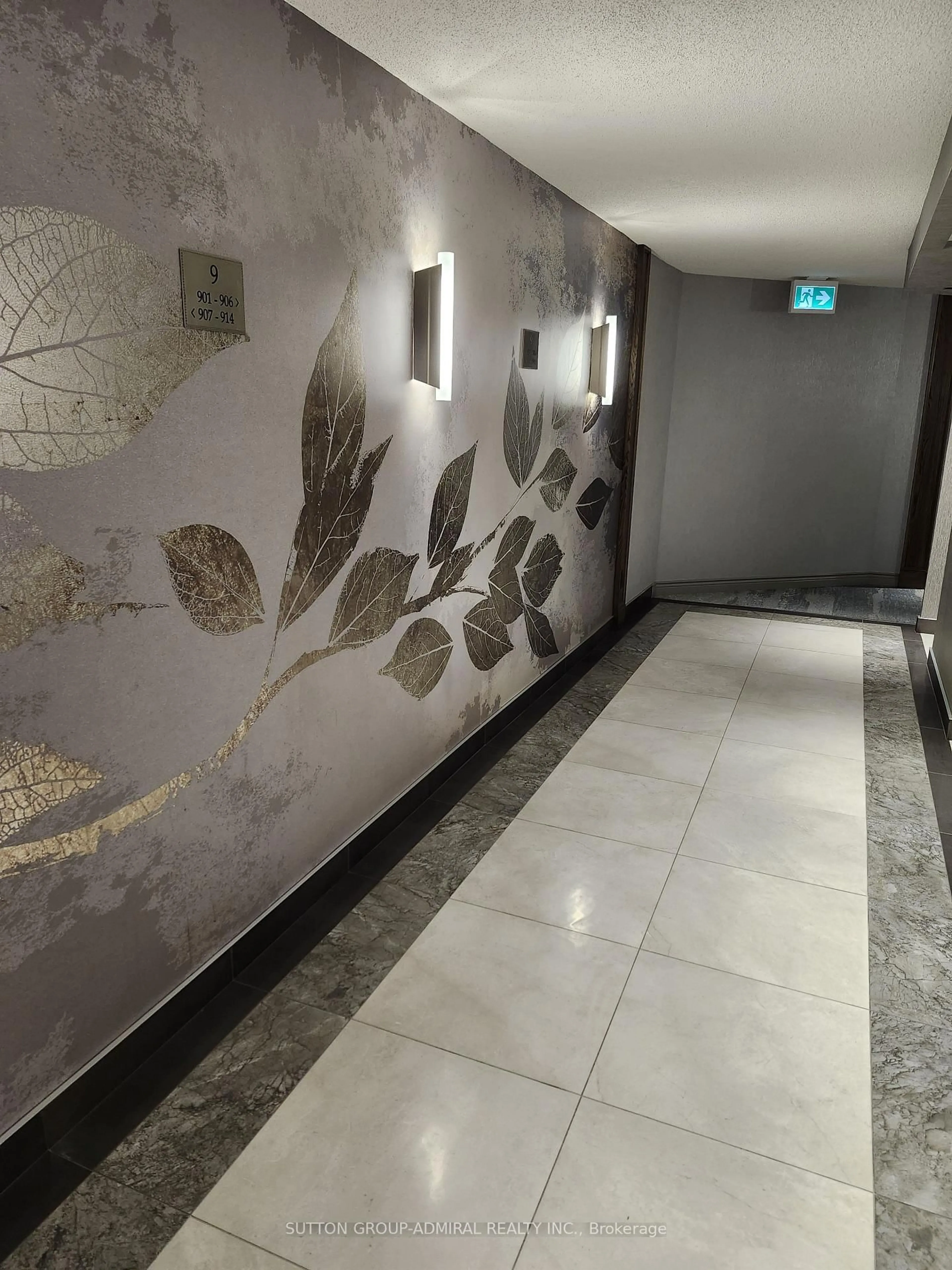Lobby for 120 Promenade Circ #910, Vaughan Ontario L4J 7W9