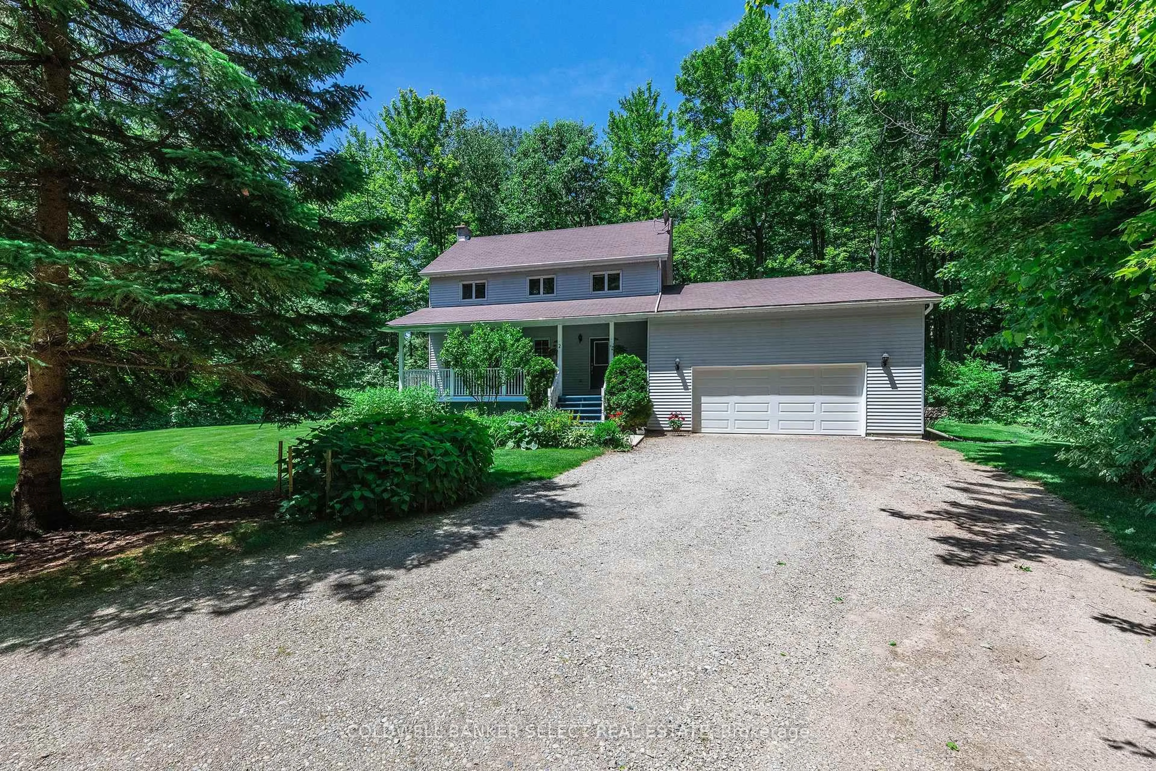 A pic from outside/outdoor area/front of a property/back of a property/a pic from drone, unknown for 2 Trillium Tr, Adjala-Tosorontio Ontario L0M 1J0