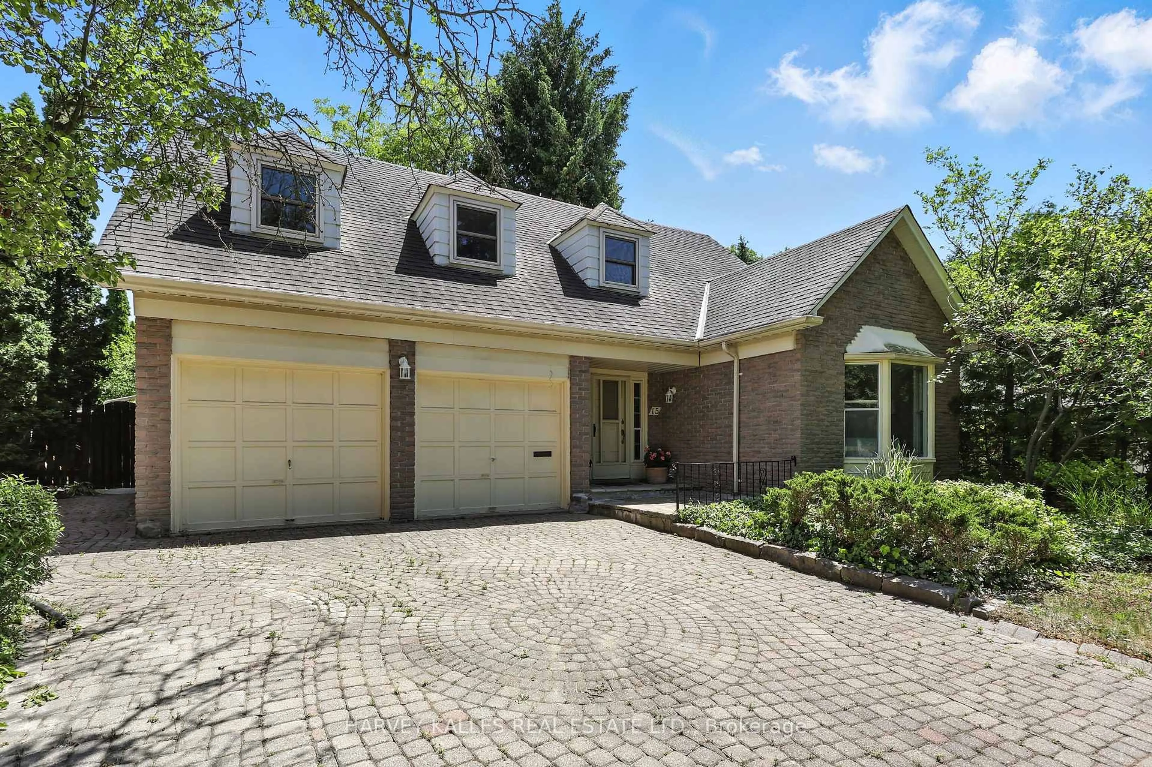 Home with brick exterior material, street for 15 Woolsthorpe Cres, Markham Ontario L3T 4E1