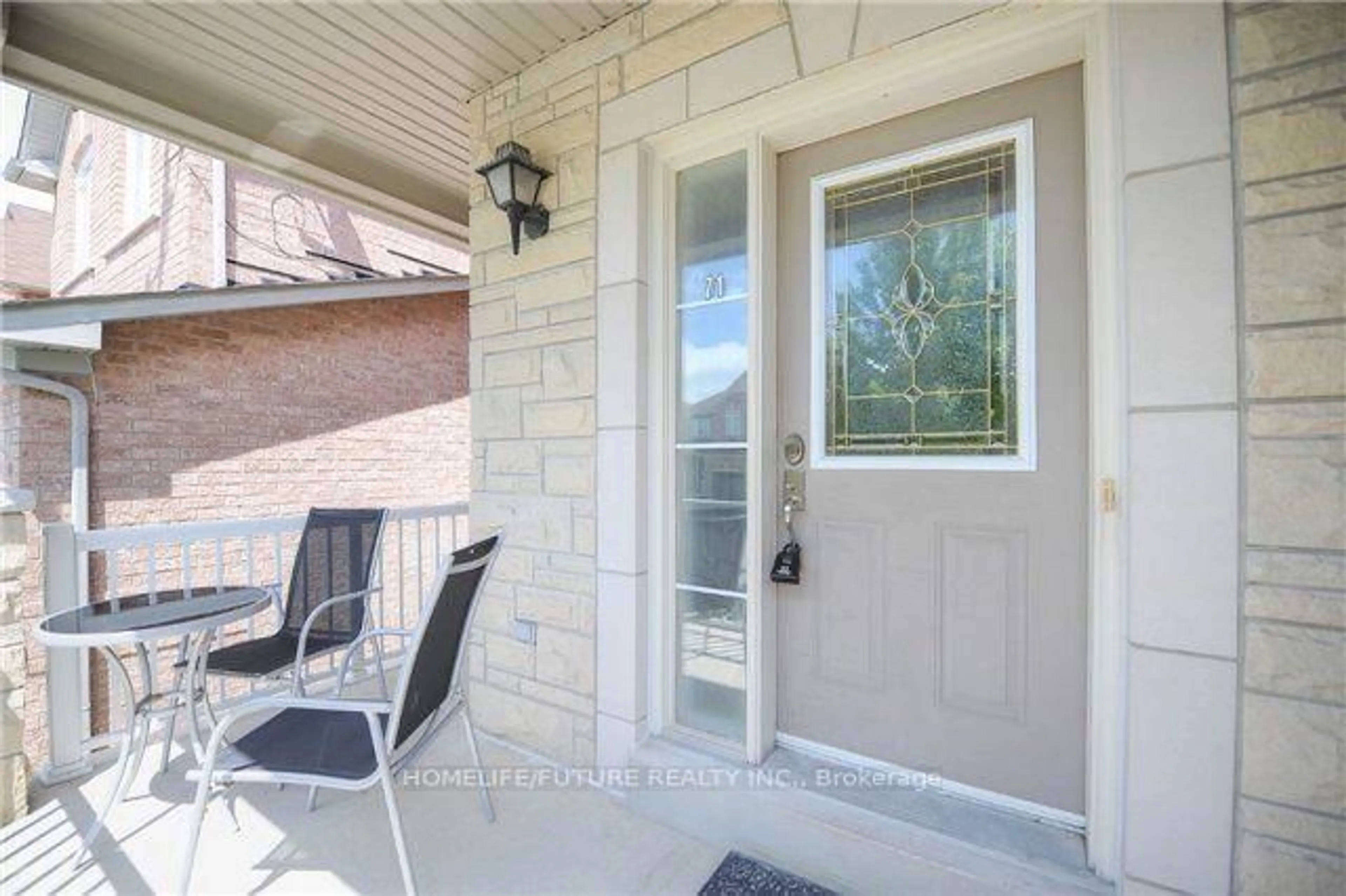Indoor entryway for 71 Batchford Cres, Markham Ontario L6B 0C2