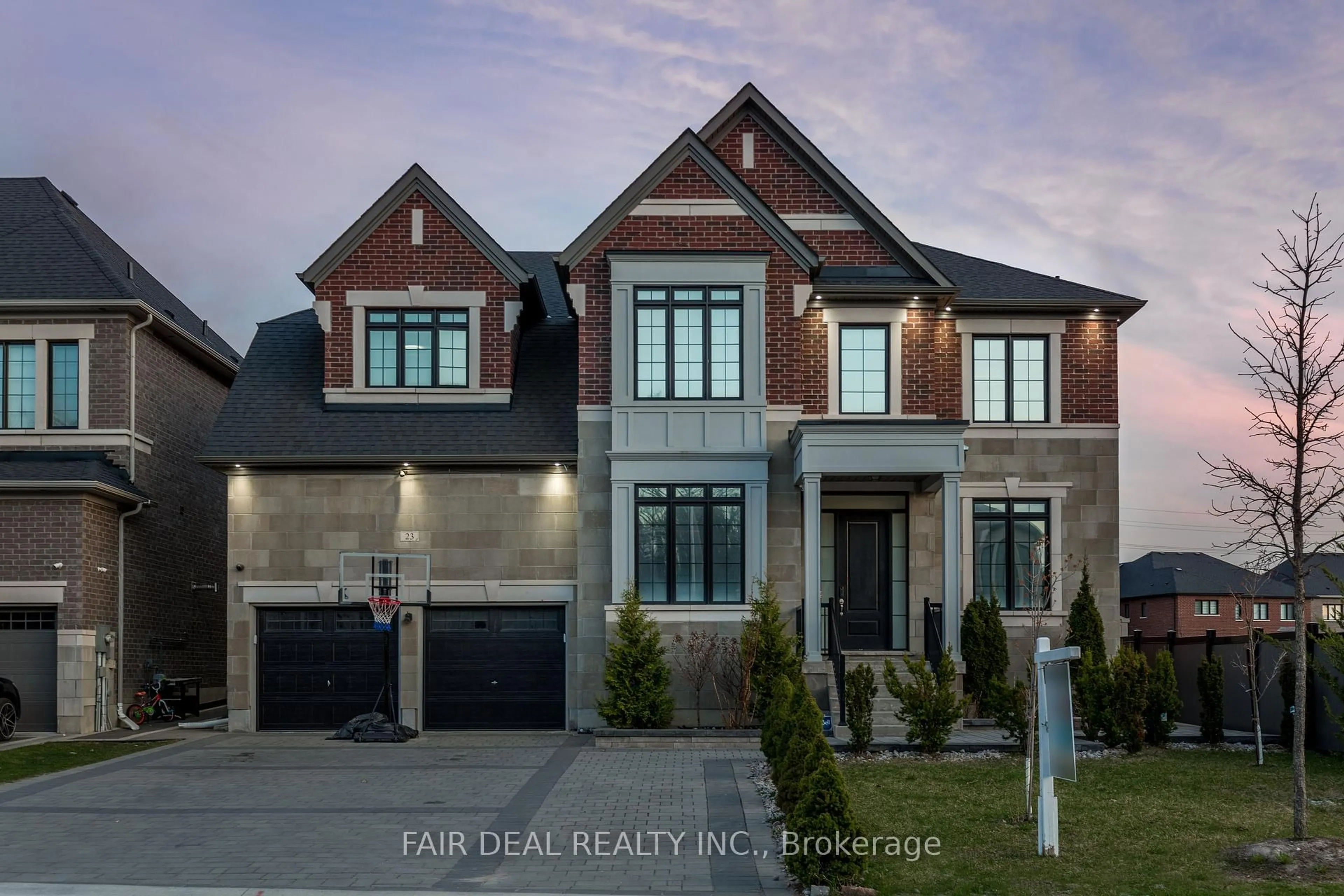 Home with brick exterior material, street for 23 Mumberson St, Innisfil Ontario L0L 1L0