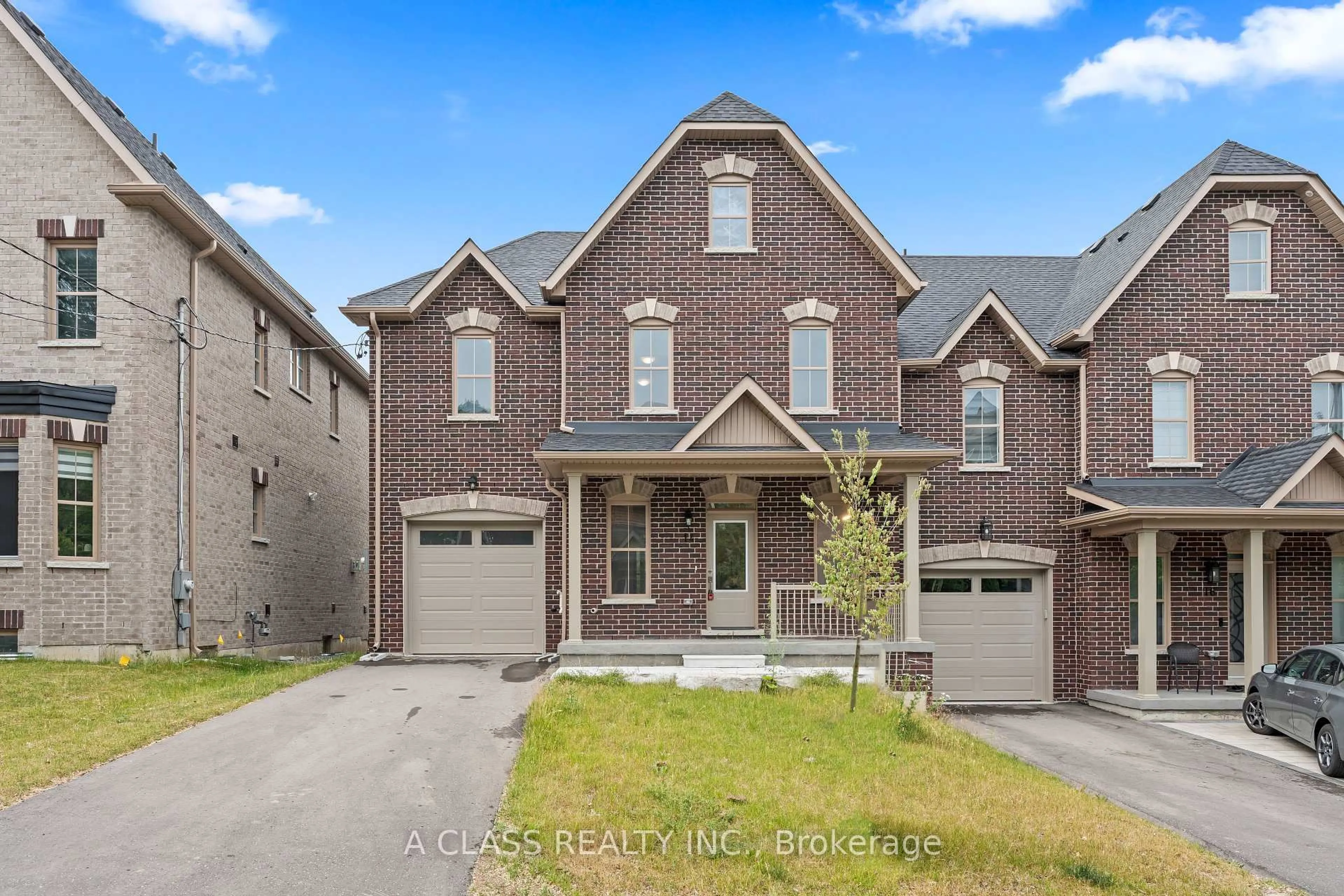 Home with brick exterior material, street for 14 Deer Park Lane, Markham Ontario L3P 2B5