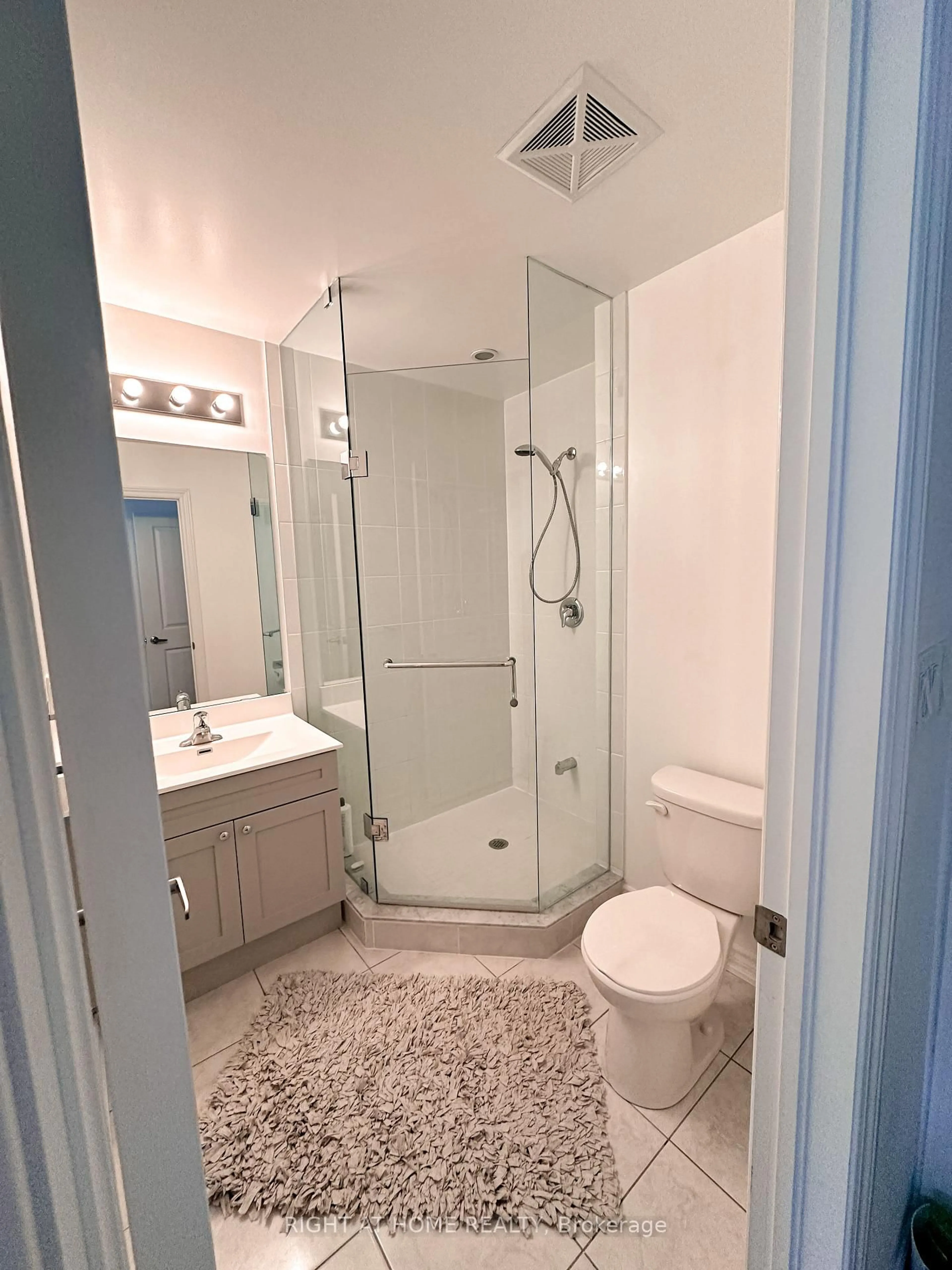Contemporary bathroom, ceramic/tile floor for 201 Pine Grove Rd #423, Vaughan Ontario L4L 0H8