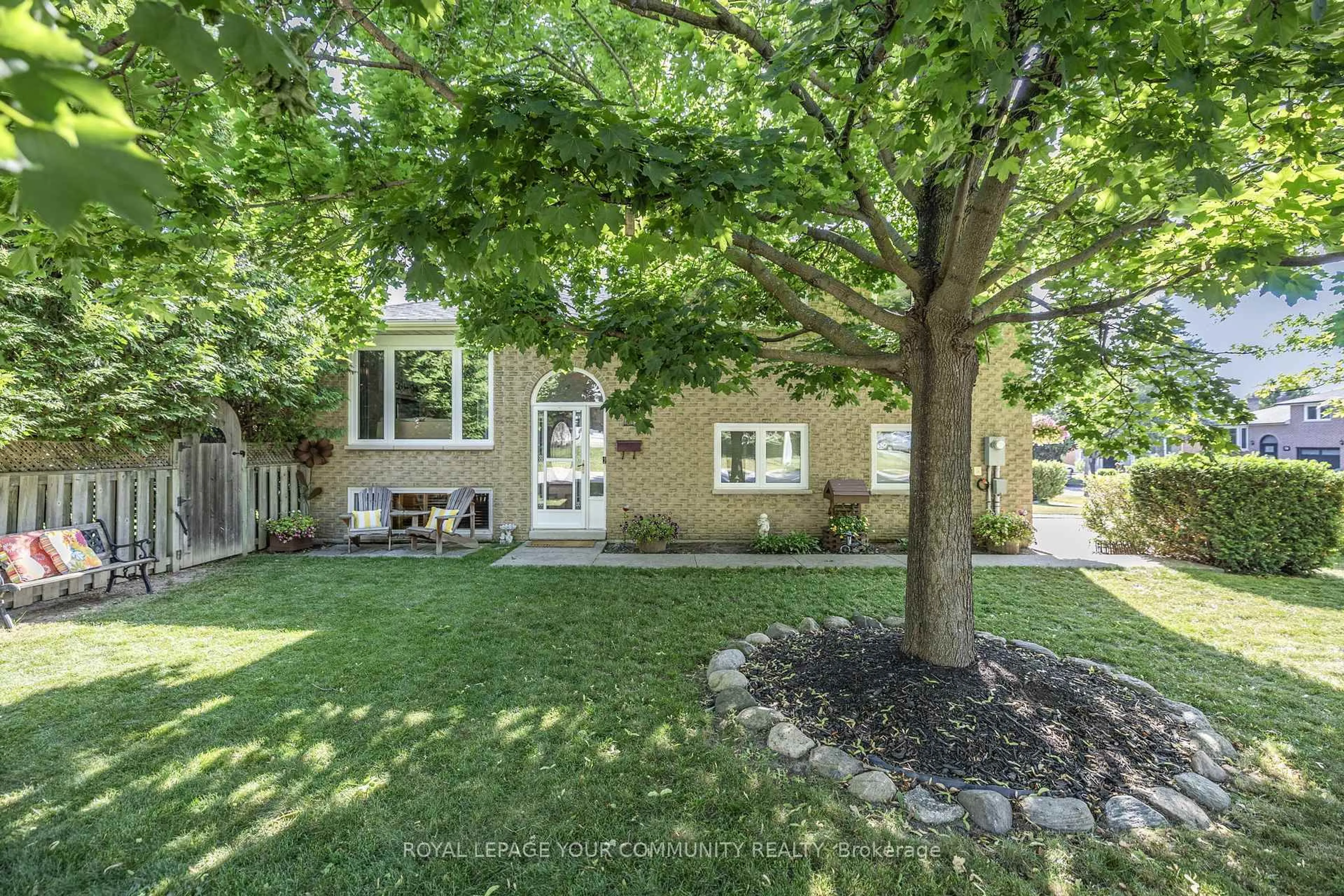 Unknown for 69 Wood Cres, Bradford West Gwillimbury Ontario L3Z 2G3