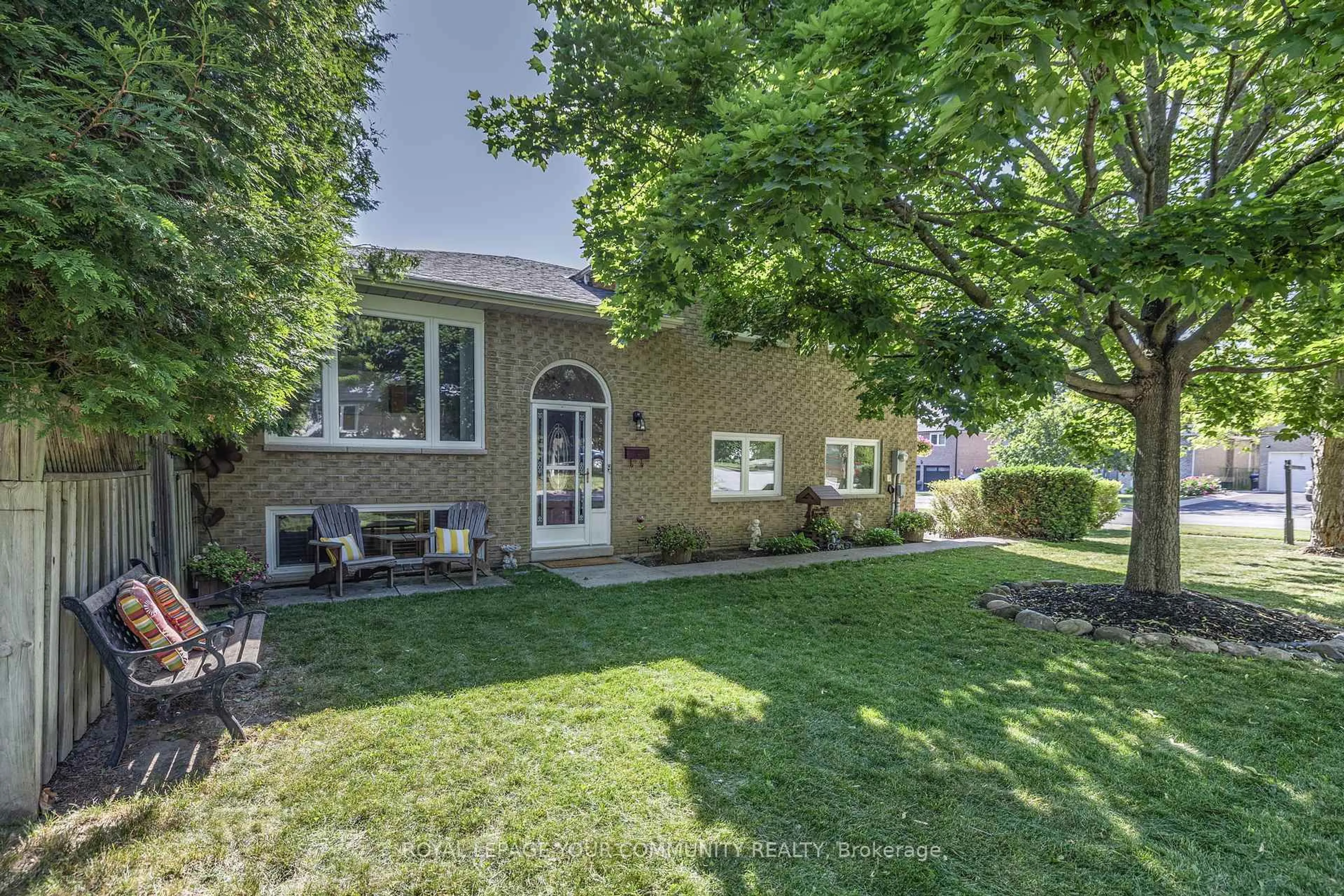 Unknown for 69 Wood Cres, Bradford West Gwillimbury Ontario L3Z 2G3