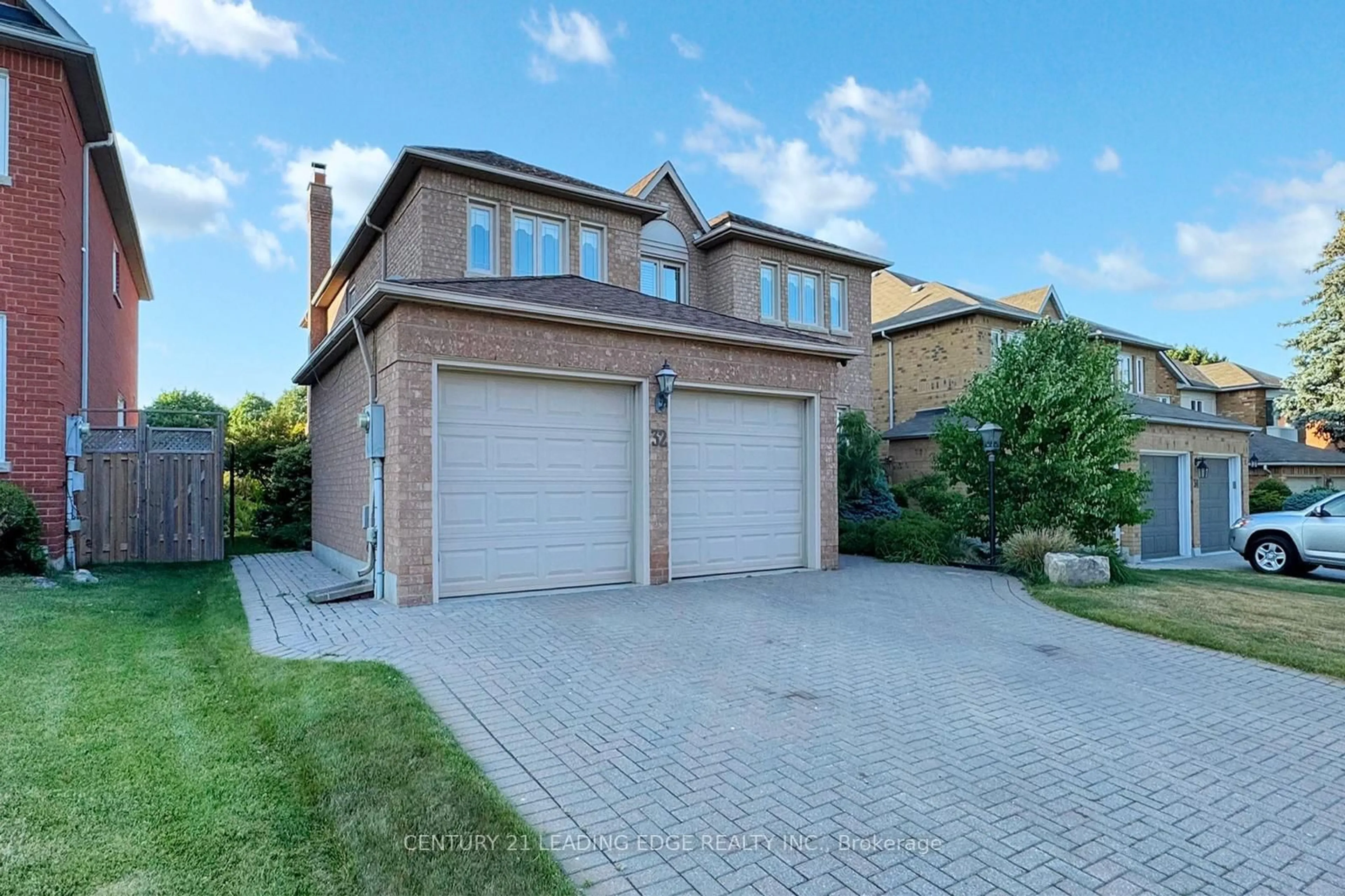 Home with brick exterior material, street for 32 Charrington Cres, Markham Ontario L3R 0R2