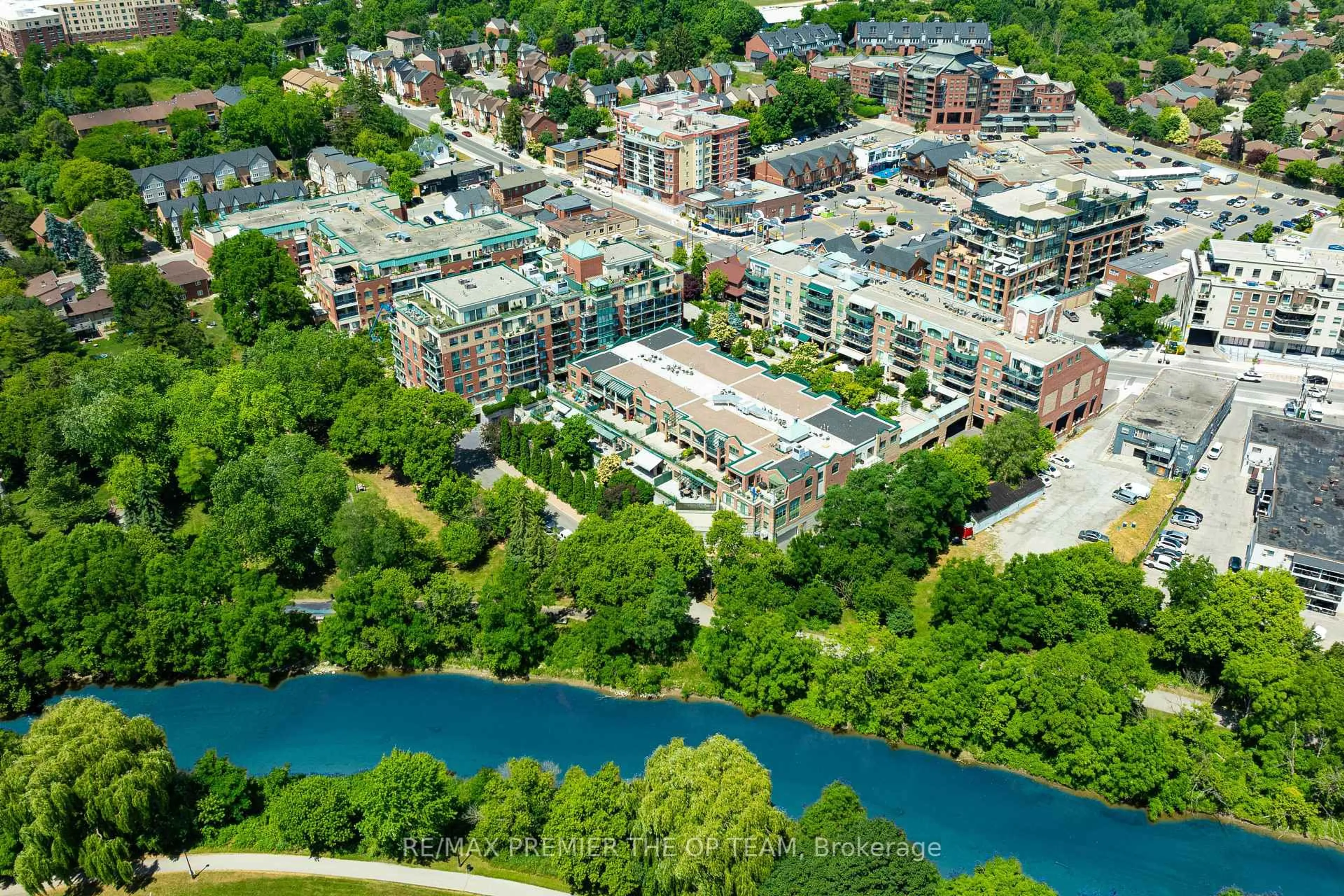 Picture of a map for 121 Woodbridge Ave #321, Vaughan Ontario L4L 9E3