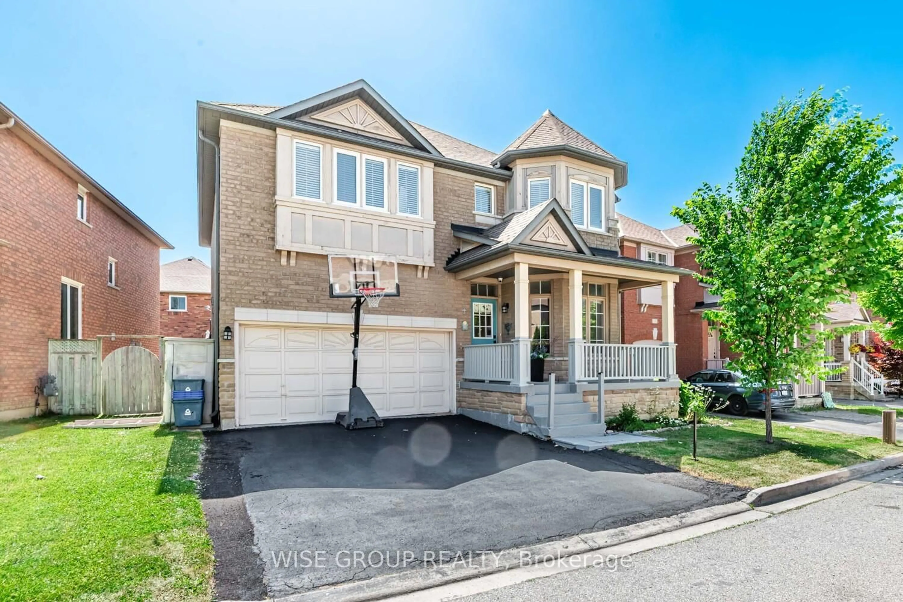 Home with brick exterior material, street for 8 Crawford St, Markham Ontario L6C 2L4