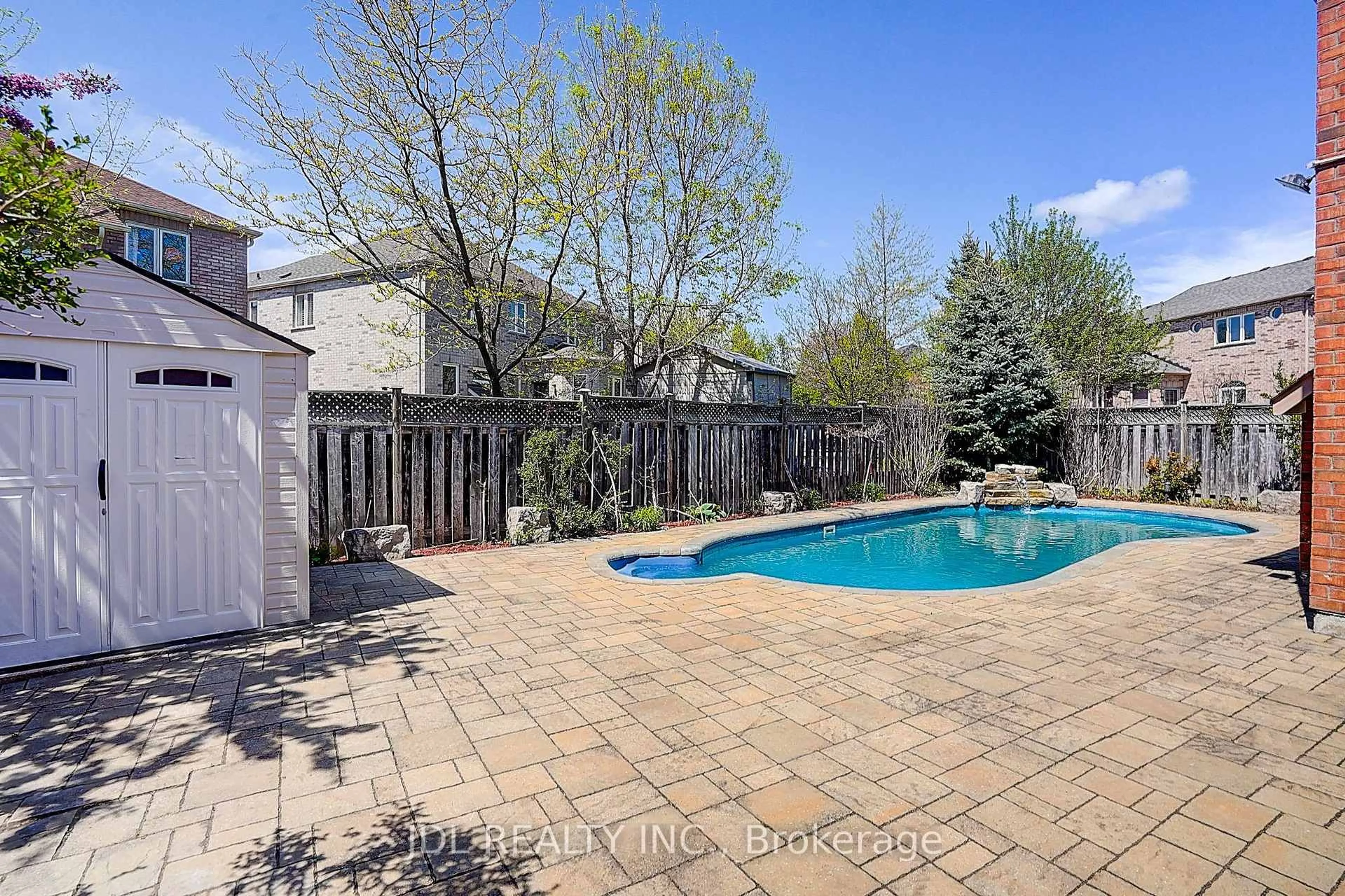 Unknown for 28 Emery Hill Blvd, Markham Ontario L6C 2W7