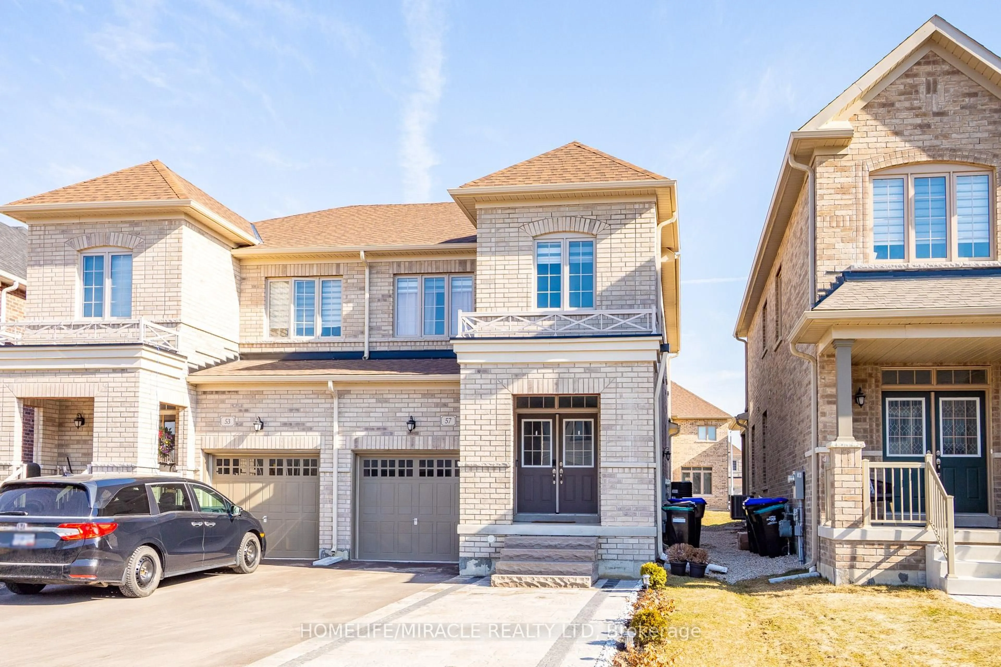 Home with brick exterior material, street for 57 Ferragine Cres, Bradford West Gwillimbury Ontario L3Z 4K2
