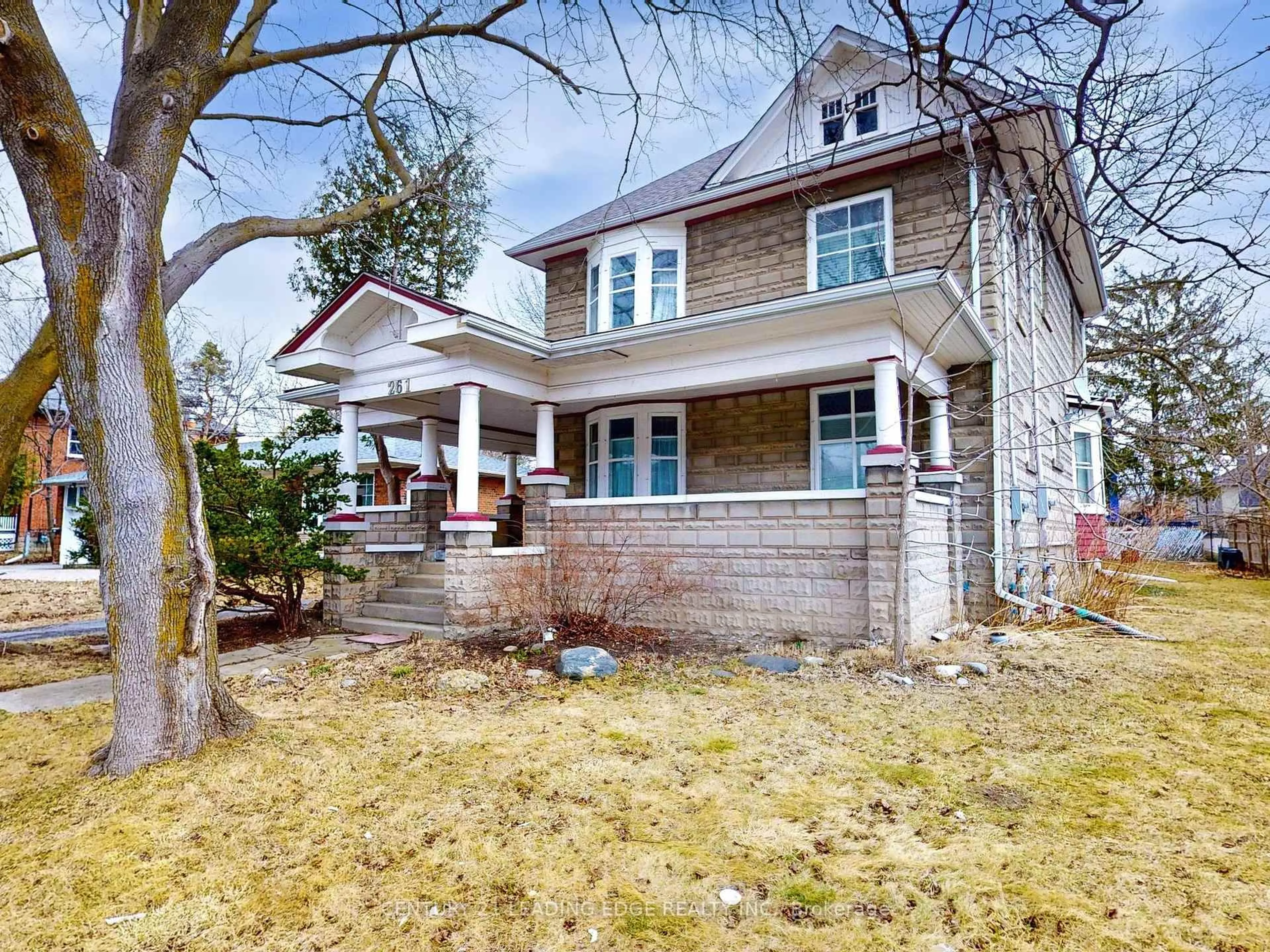 Unknown for 261 Main St, Markham Ontario L3P 1Y6