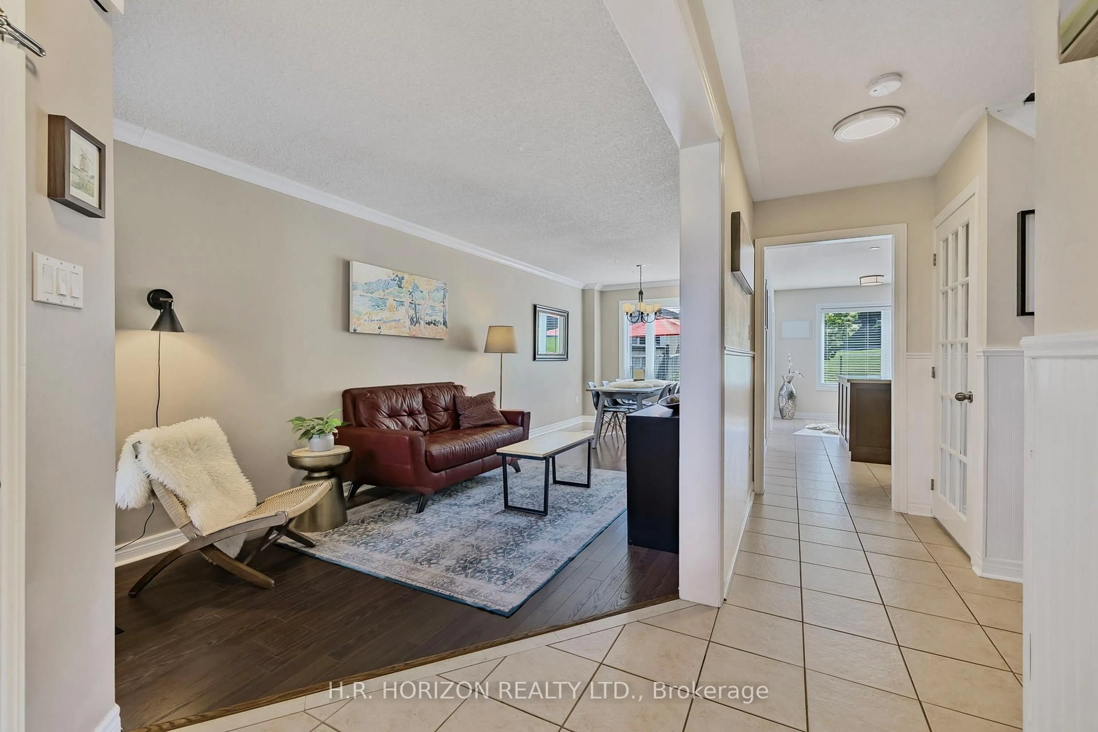 Unknown for 111 Longview Dr, Bradford West Gwillimbury Ontario L3Z 3A5