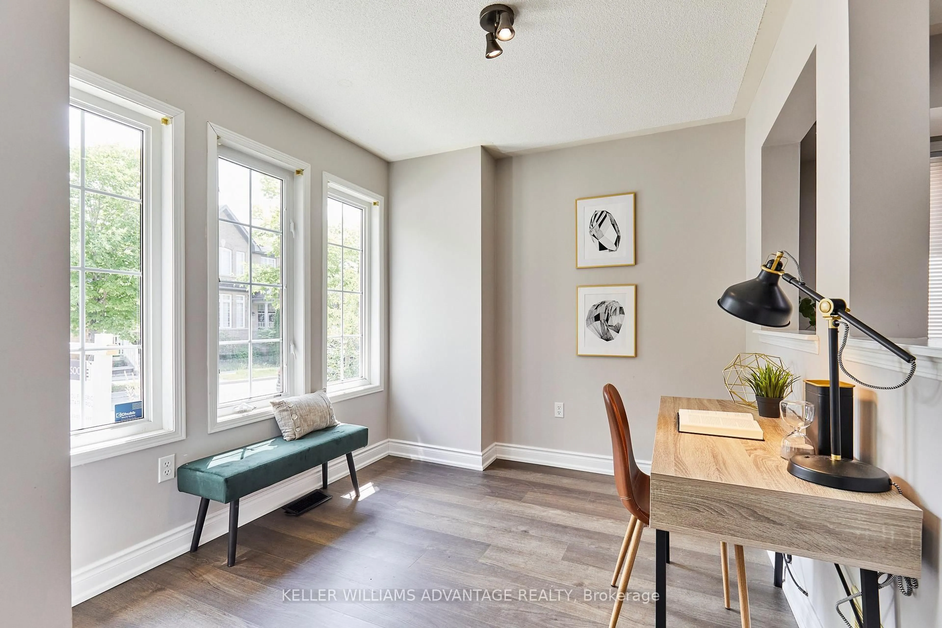 Unknown for 8 Rock Garden St, Markham Ontario L6B 0J6