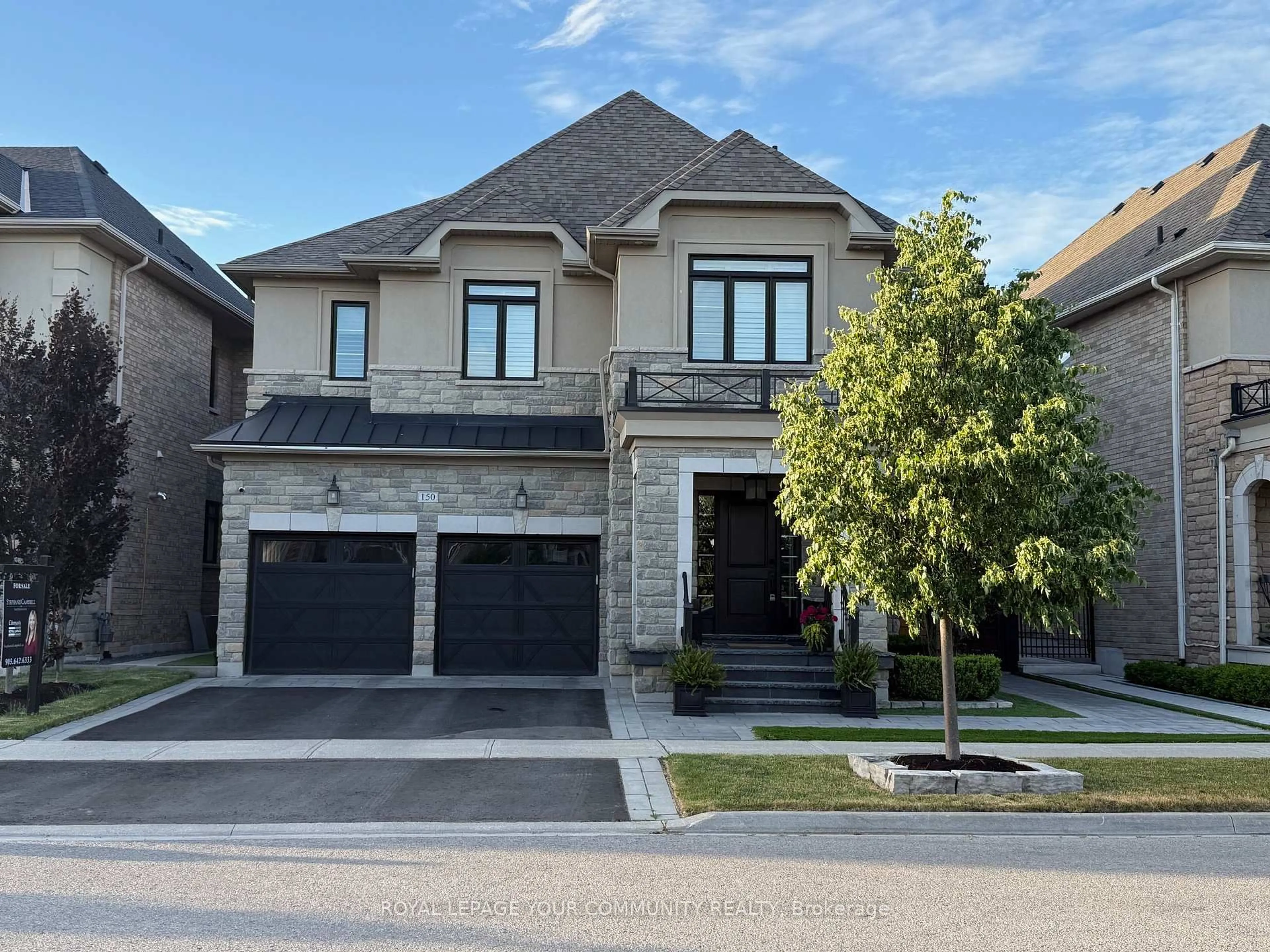 Home with brick exterior material, street for 150 Creekland Ave, Whitchurch-Stouffville Ontario L4A 1Y9