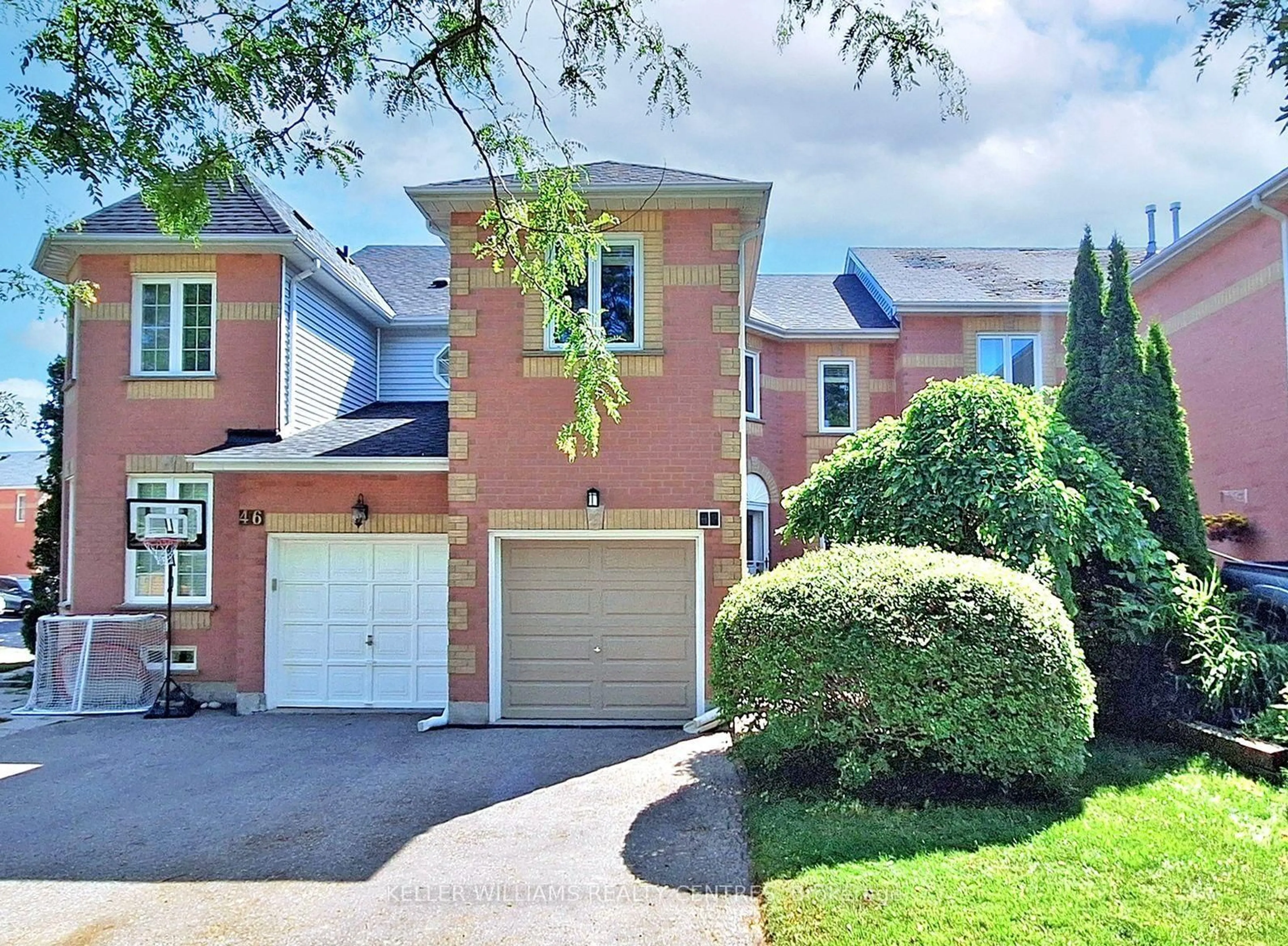 Home with brick exterior material, street for 42 Covent Cres, Aurora Ontario L4G 6T3