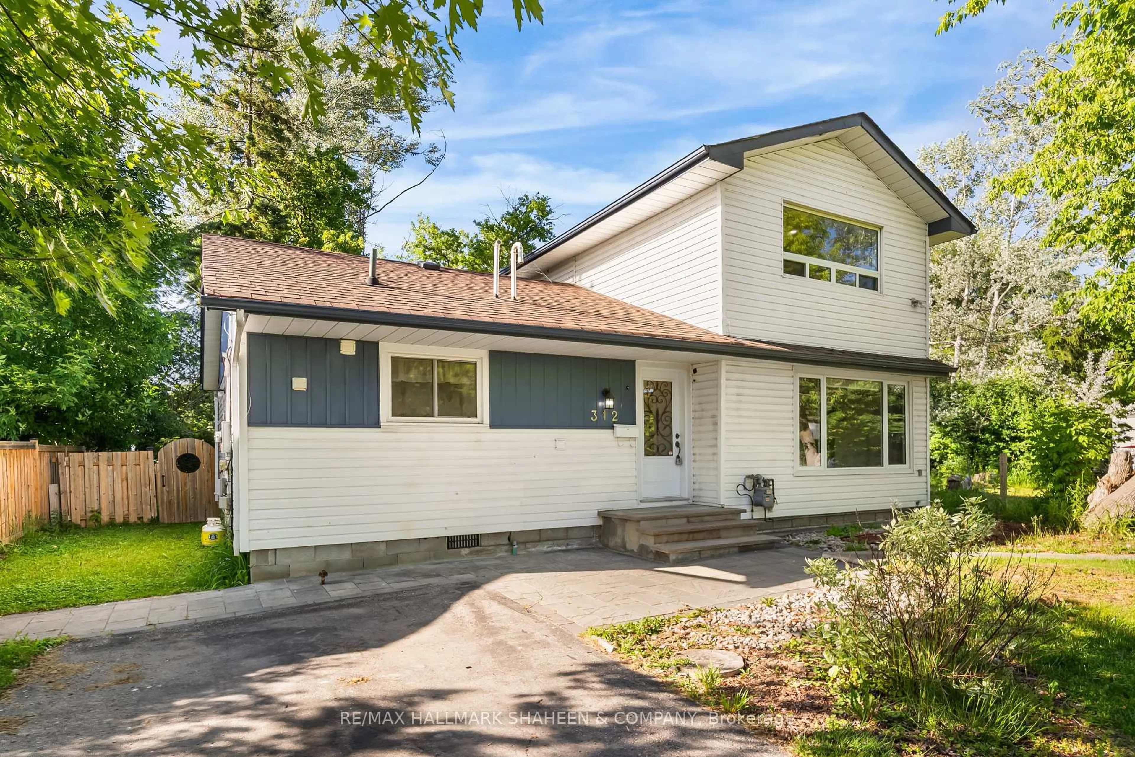 Home with vinyl exterior material, street for 312 Terrace Dr, Georgina Ontario L4P 2Y8