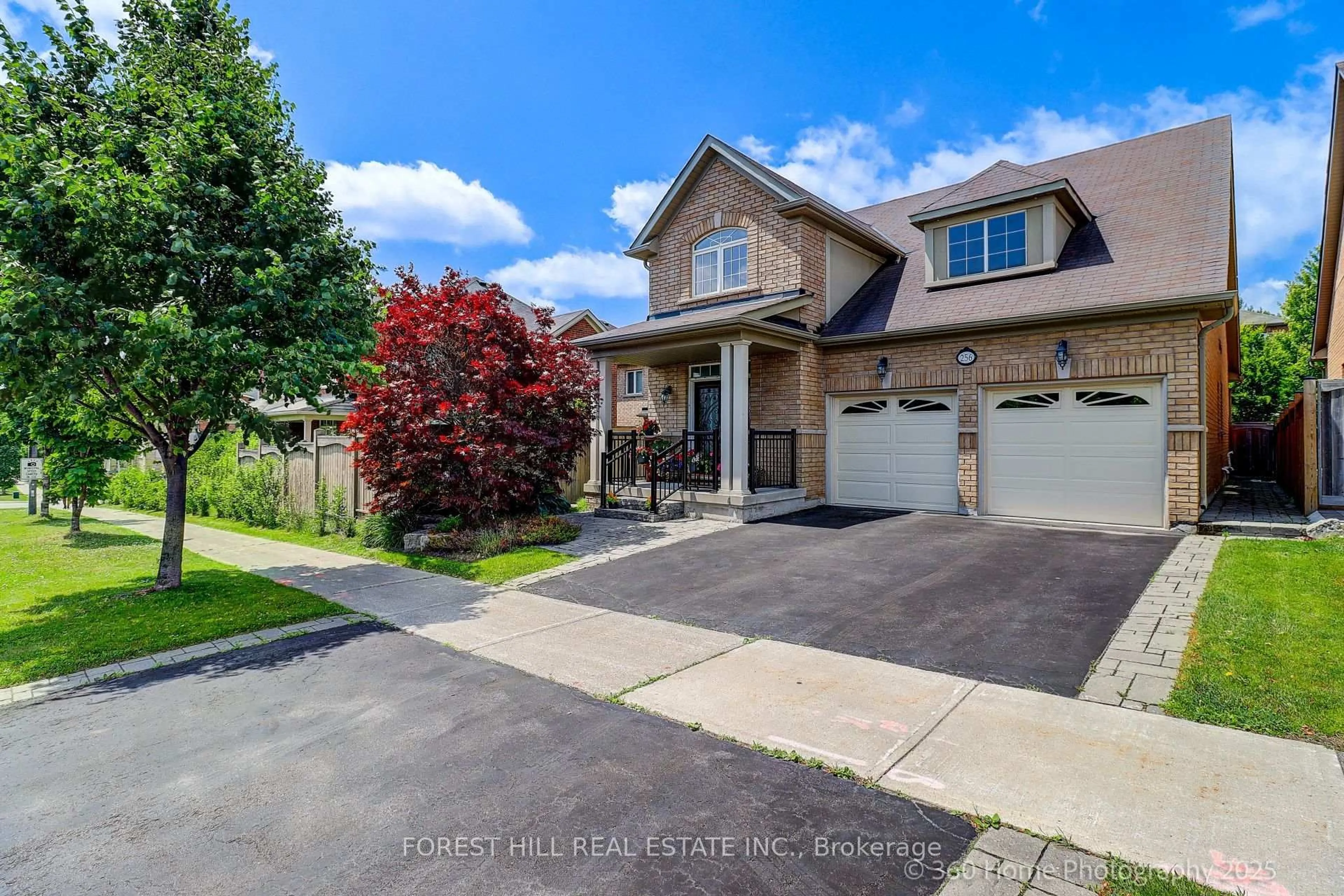 A pic from outside/outdoor area/front of a property/back of a property/a pic from drone, street for 256 Peter Rupert Ave, Vaughan Ontario L5A 4L3
