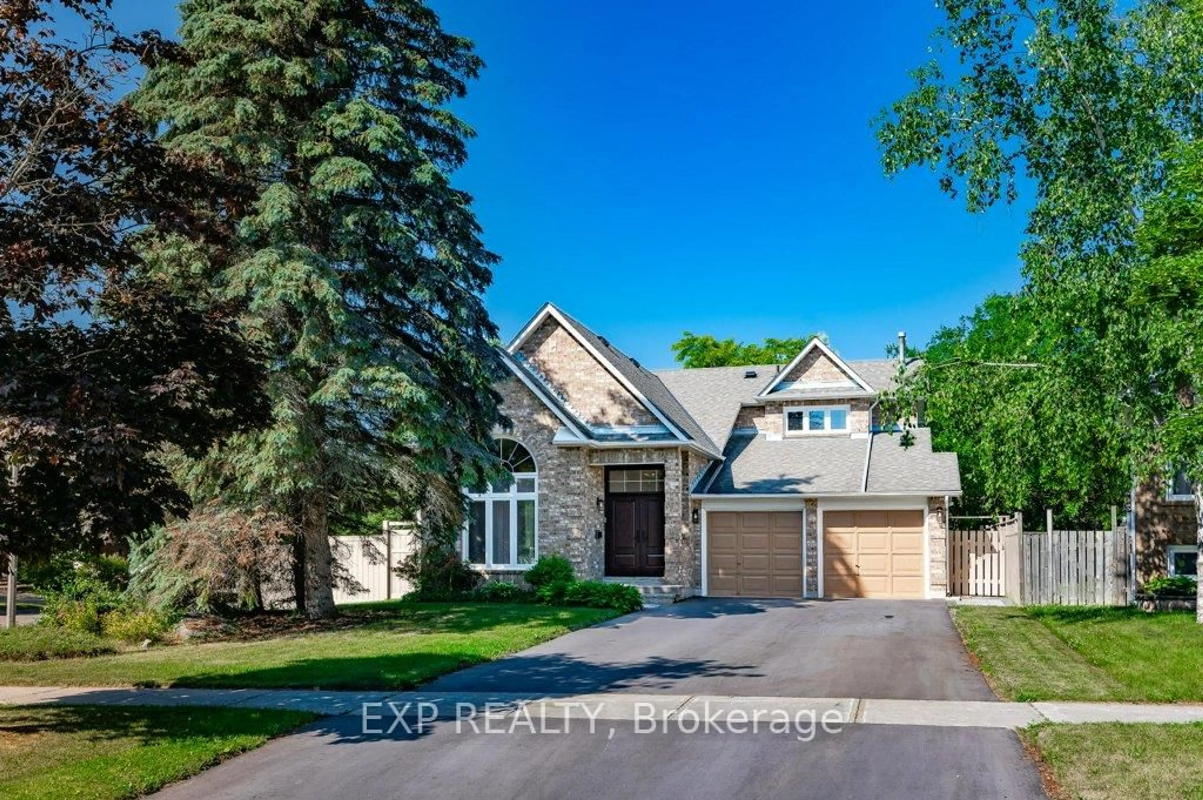 Home with brick exterior material, street for 87 Royal Amber Cres, East Gwillimbury Ontario L0G 1M0