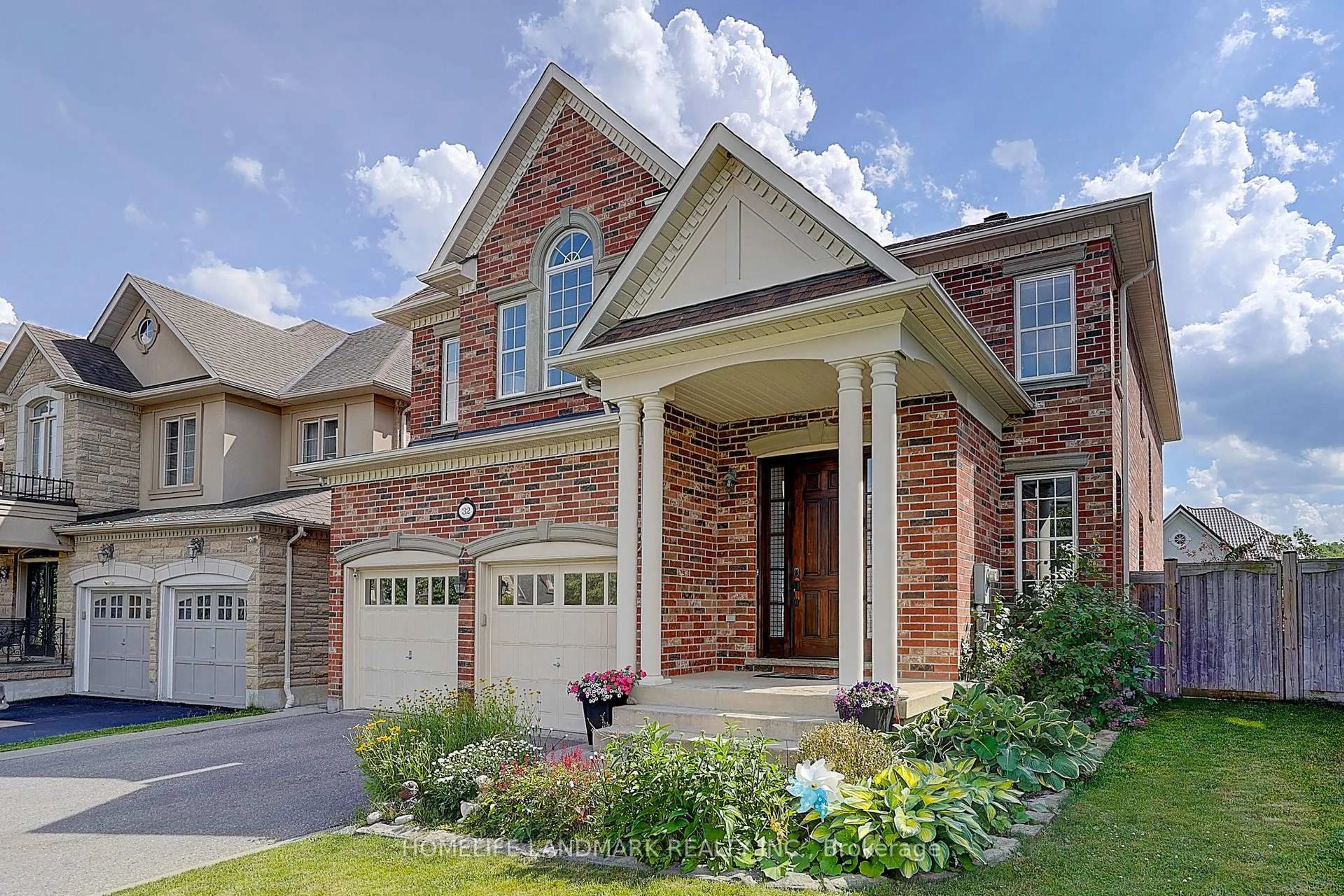 Home with brick exterior material, street for 32 Little Hannah Lane, Vaughan Ontario L6A 0E3