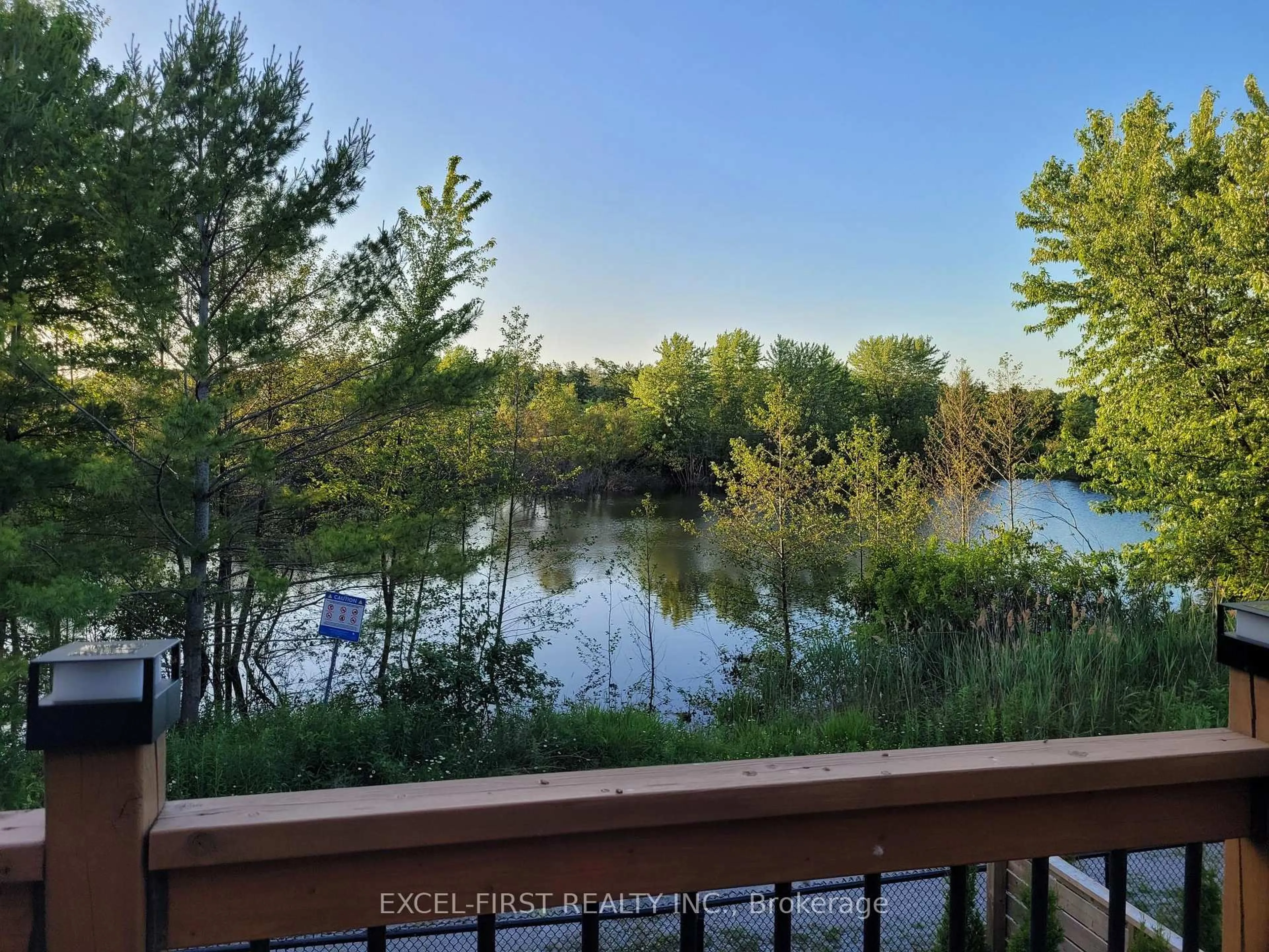 Unknown for 265 Chilcott Cres, Newmarket Ontario L3X 3G7