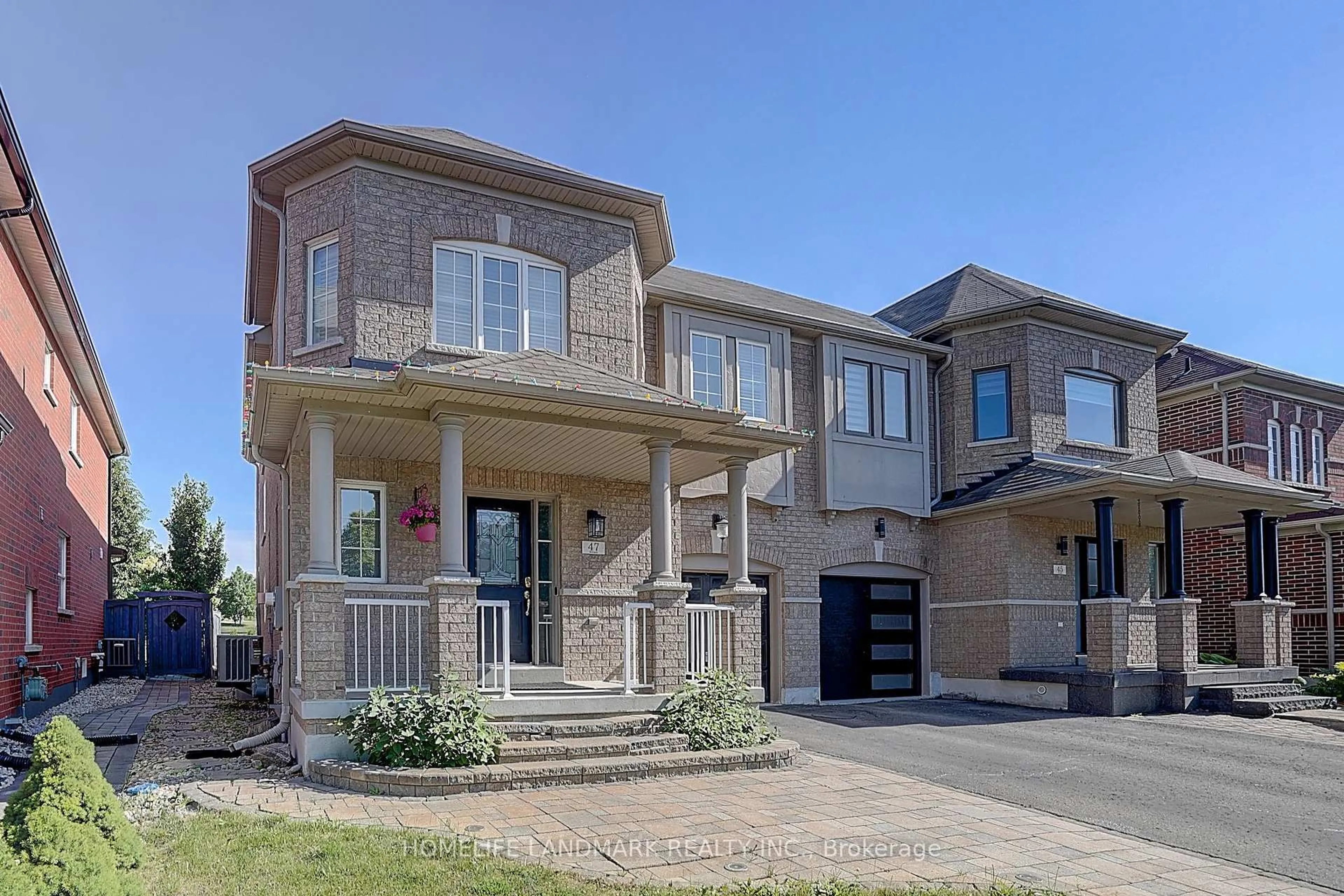 Home with brick exterior material, street for 47 Wallwark St, Aurora Ontario L4G 0J2