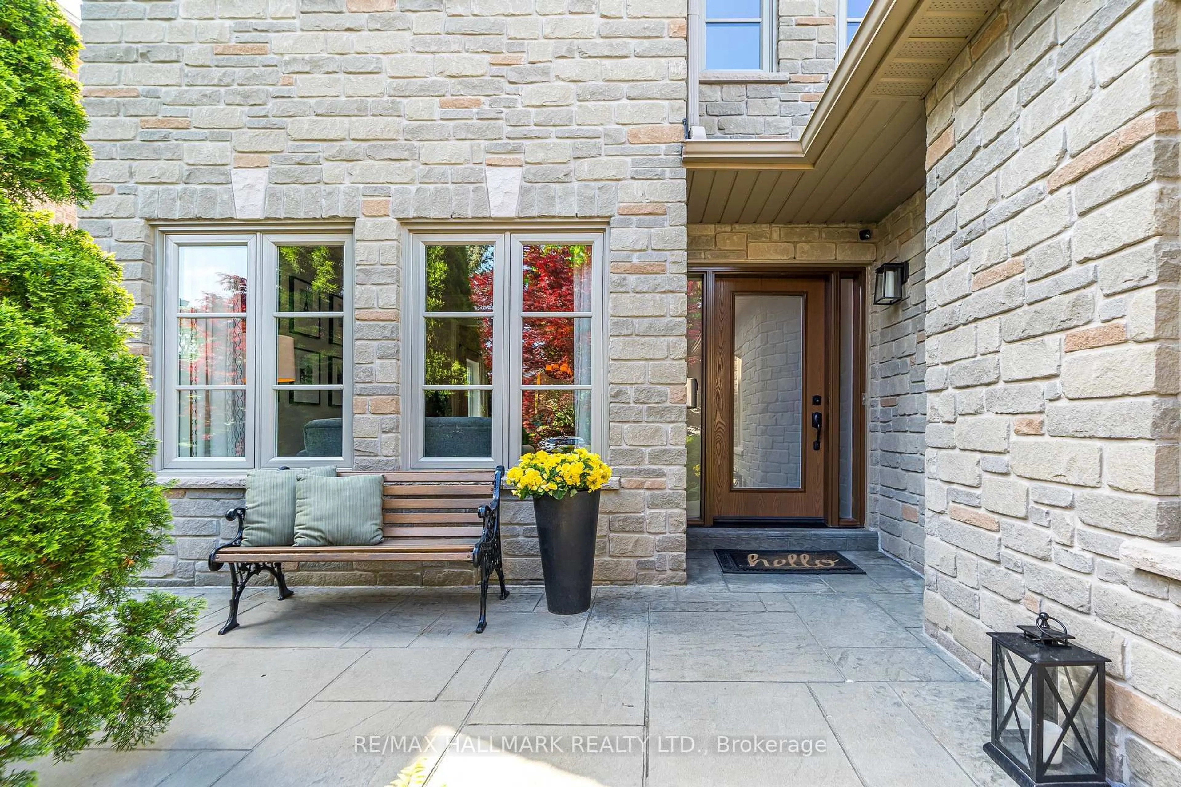 Unknown for 111 Oak Ave, Richmond Hill Ontario L4C 6R6