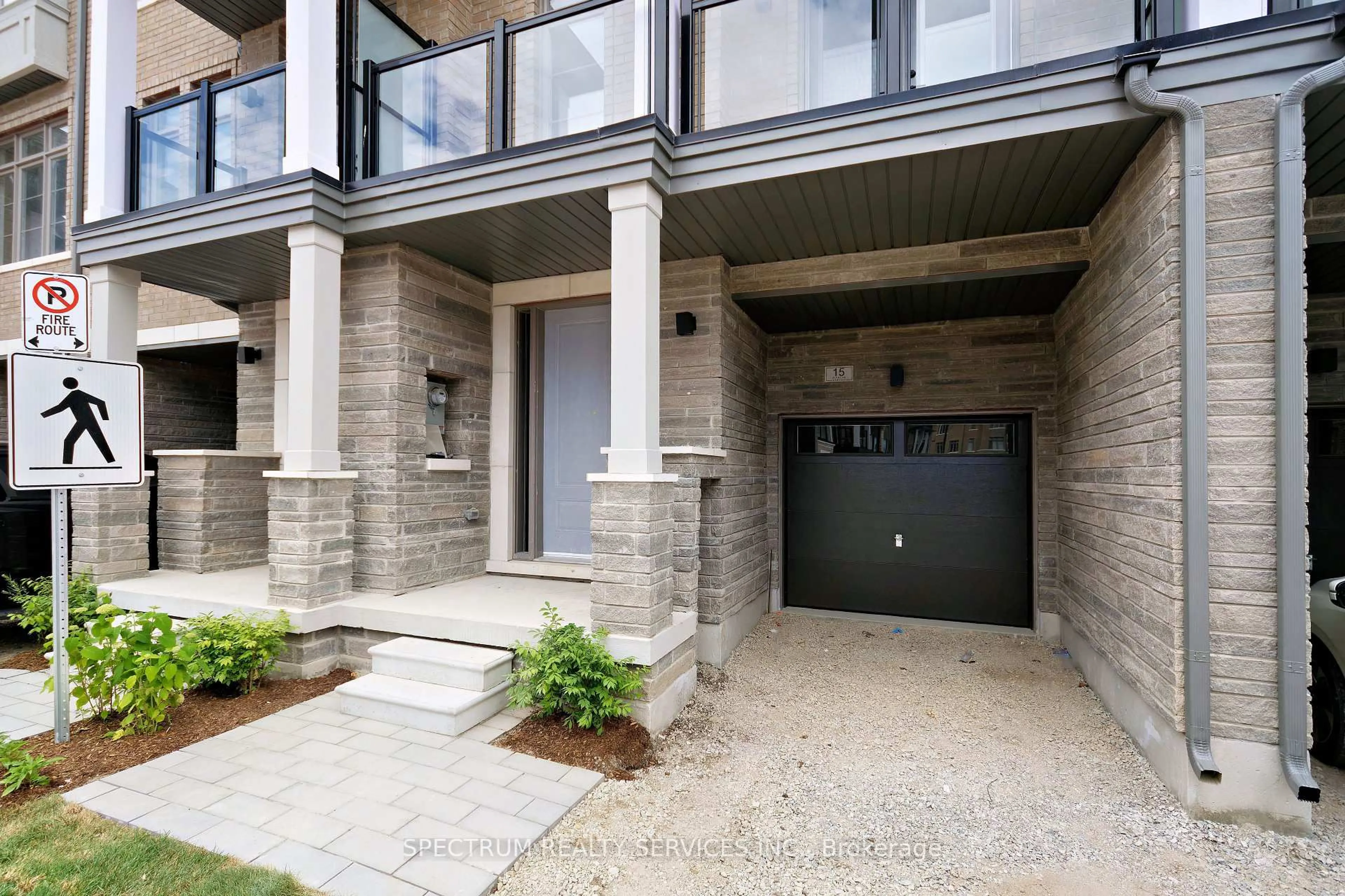 Unknown for 15 Archambault way, Vaughan Ontario L4H 5G4