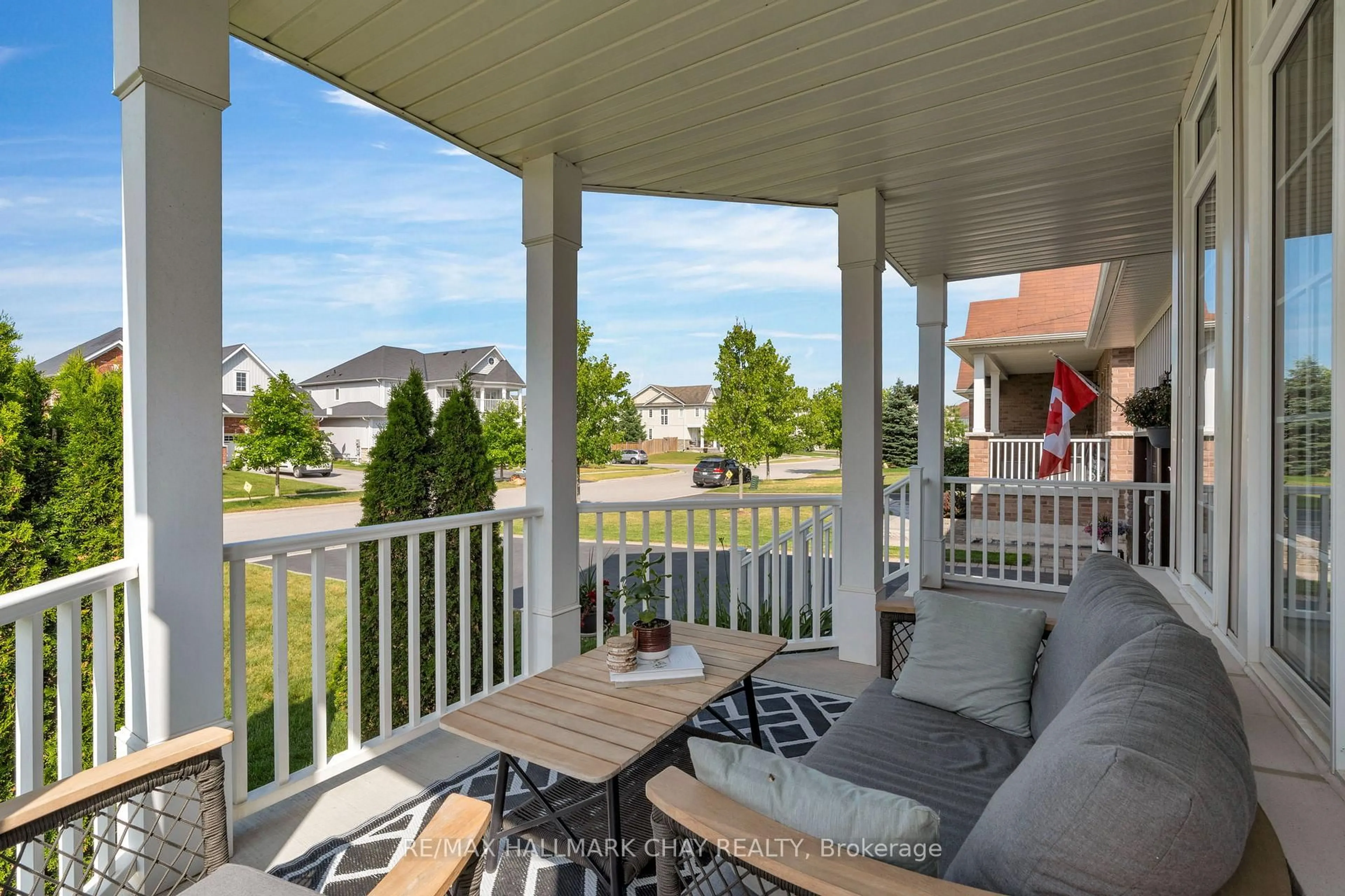 Patio, water/lake/river/ocean view for 117 Mount Cres, Essa Ontario L3W 0N2
