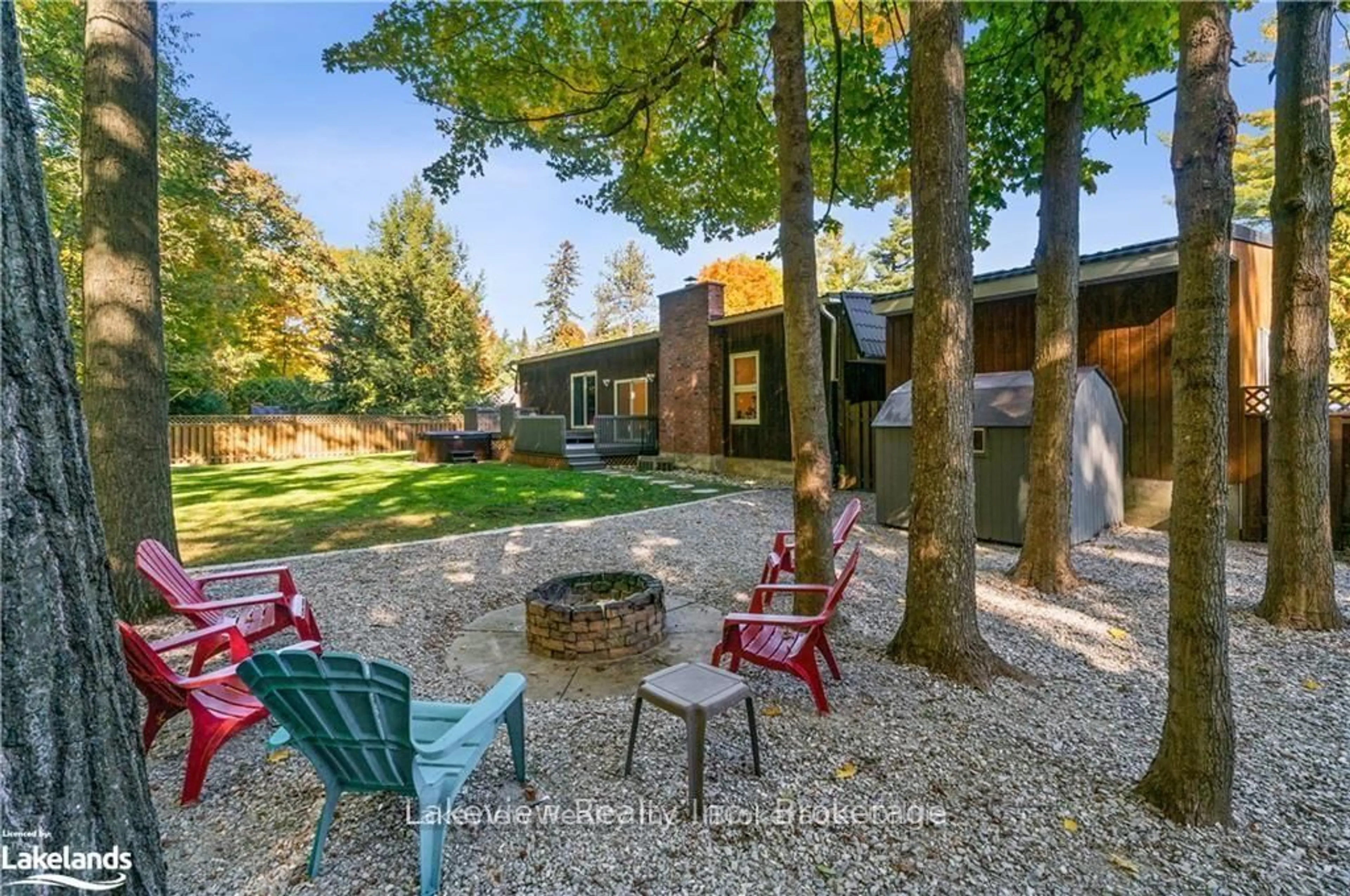 Patio, forest/trees view for 3914 Rosemary Lane, Innisfil Ontario L9S 2L6