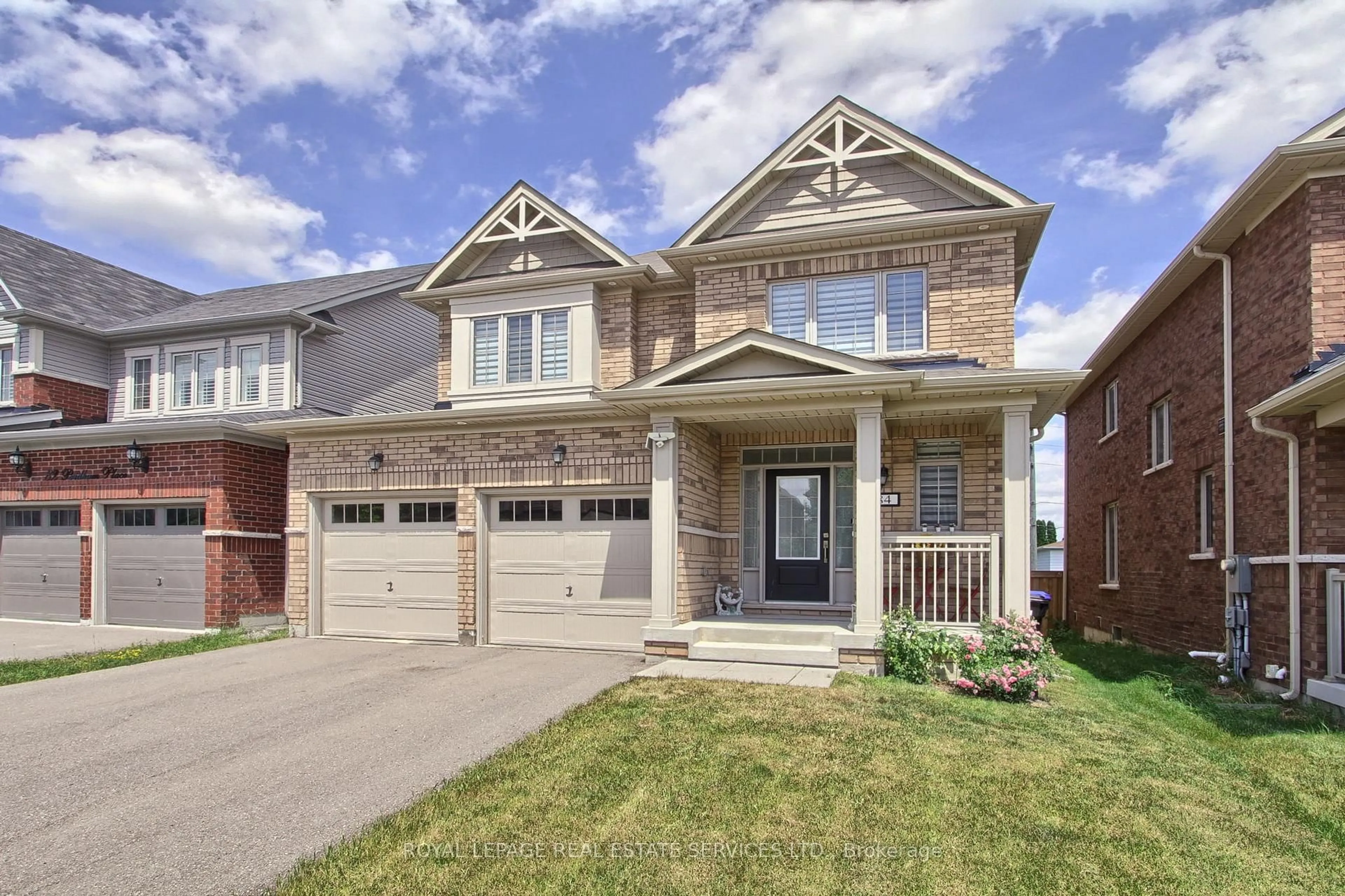 Home with brick exterior material, street for 84 Pridham Pl, New Tecumseth Ontario L0G 1W0