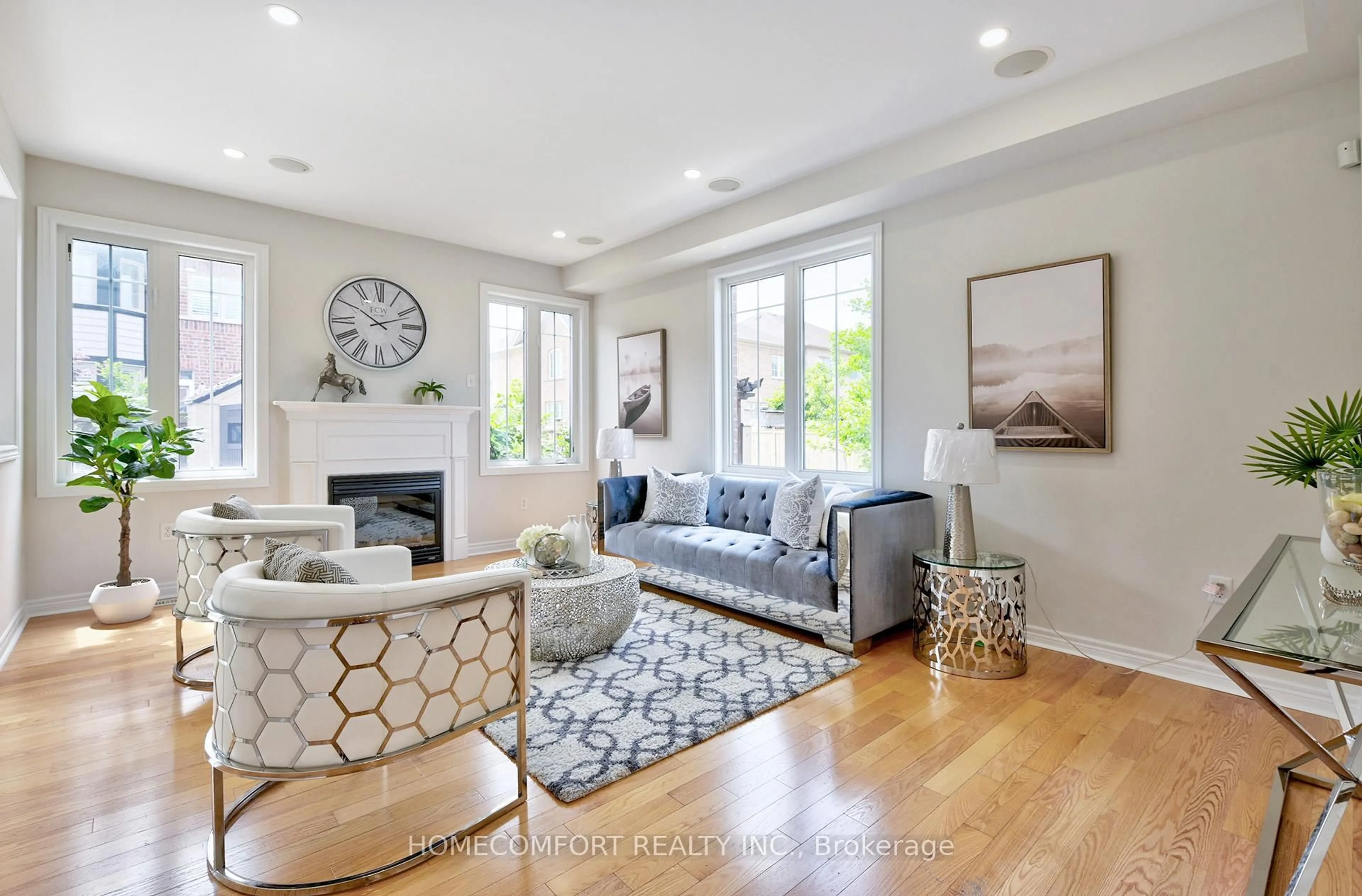 Living room with furniture, unknown for 115 Darren Hill Tr, Markham Ontario L6E 0M3