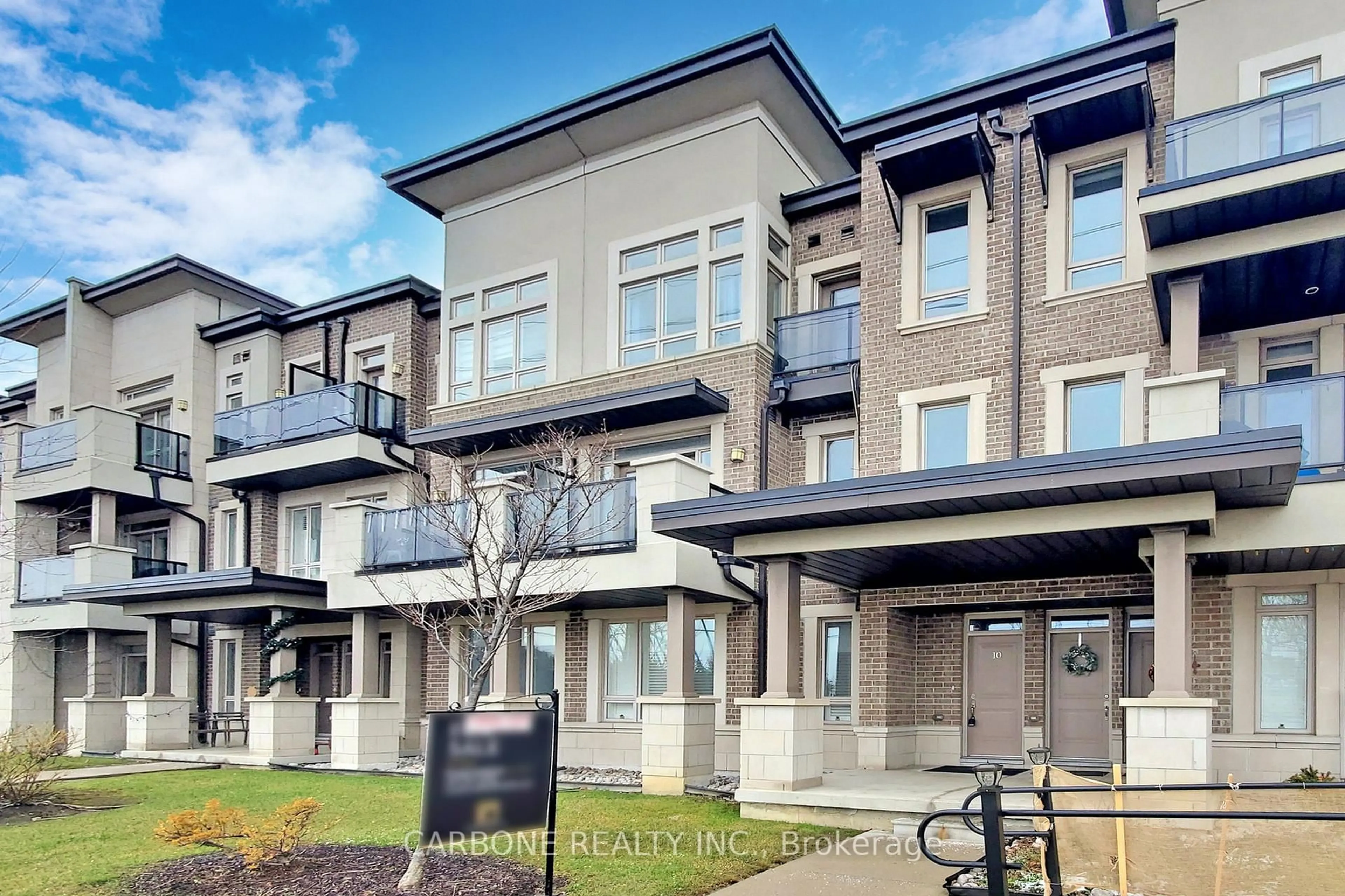 Unknown for 9621 Jane St #10, Vaughan Ontario L6A 5G5