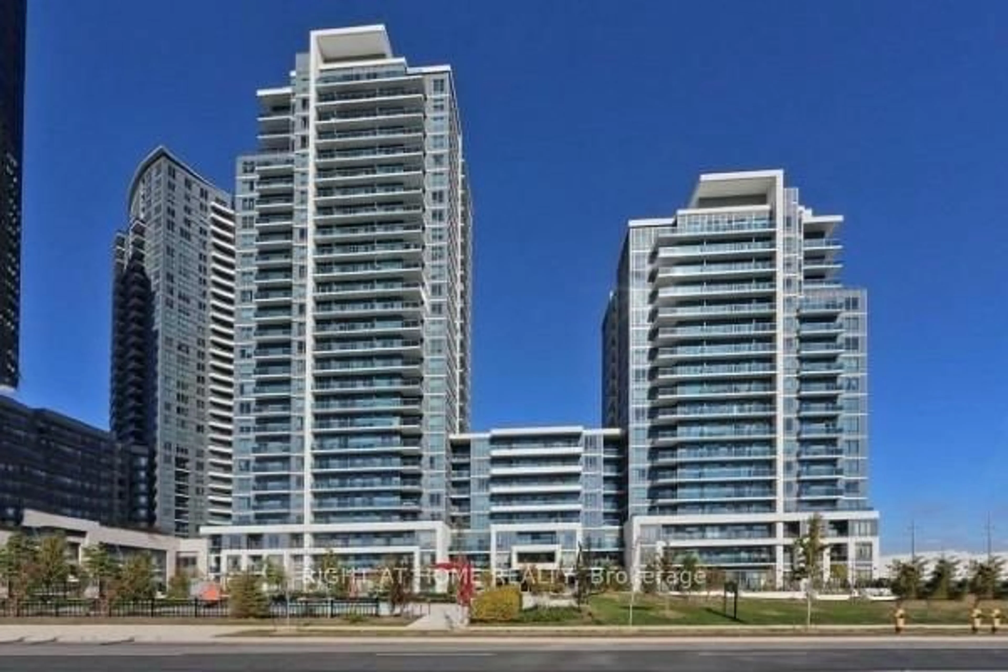 Unknown for 7165 YONGE St #1901, Markham Ontario L3T 0C9
