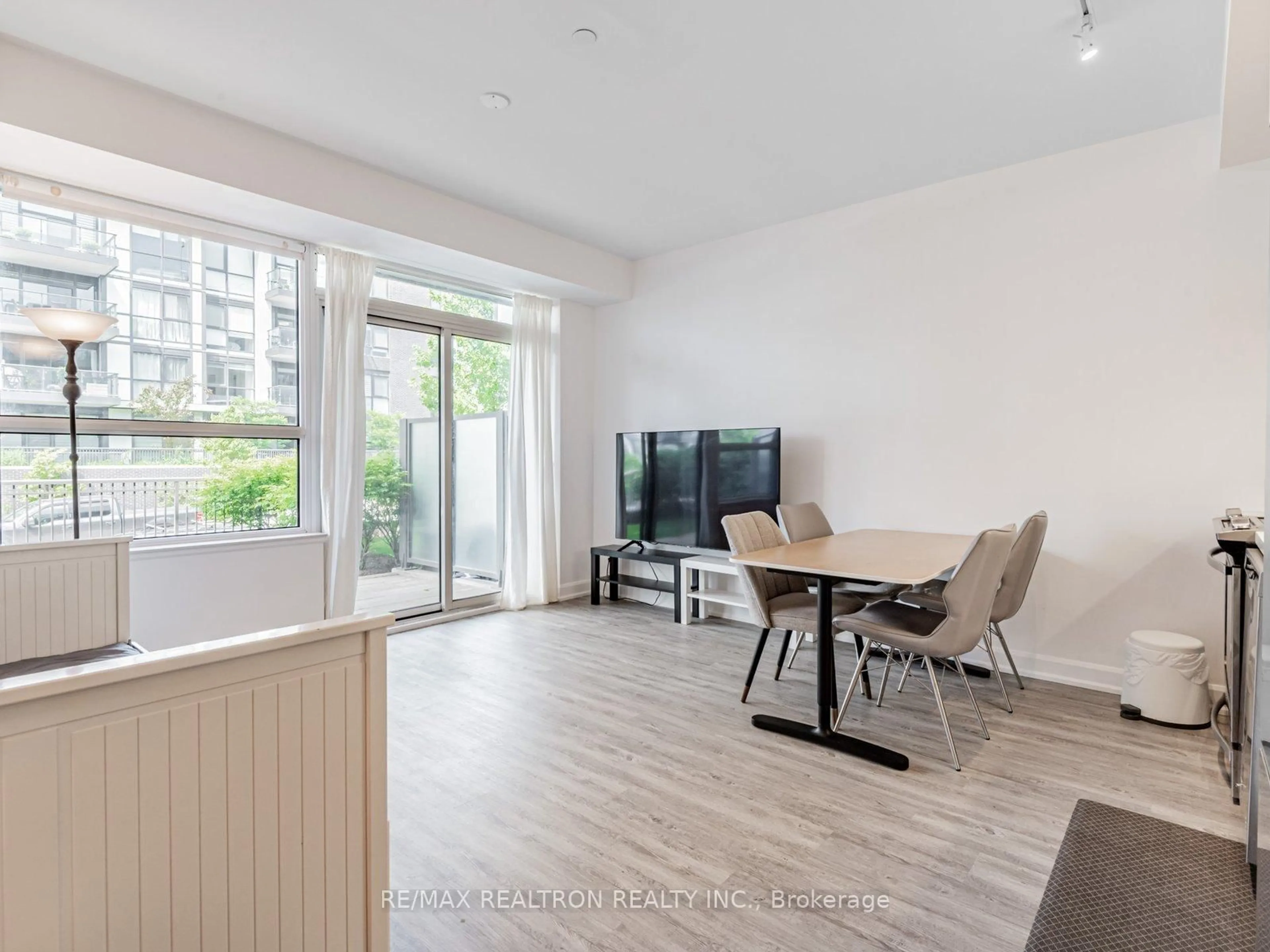 A pic of a room for 333 Sea Ray Ave #D113, Innisfil Ontario L9S 0M3