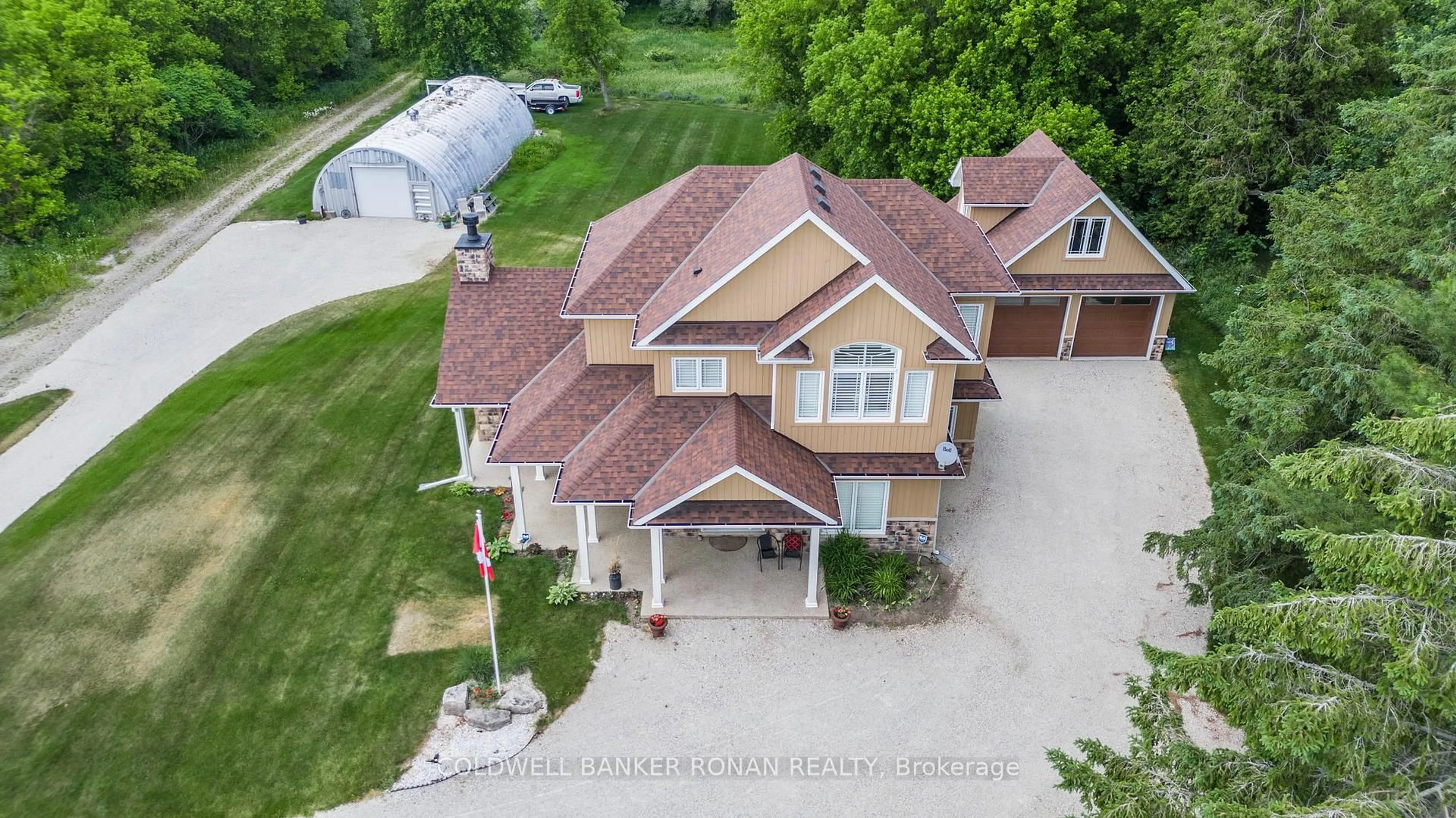 A pic from outside/outdoor area/front of a property/back of a property/a pic from drone, street for 6298 4th Line, New Tecumseth Ontario L0G 1W0