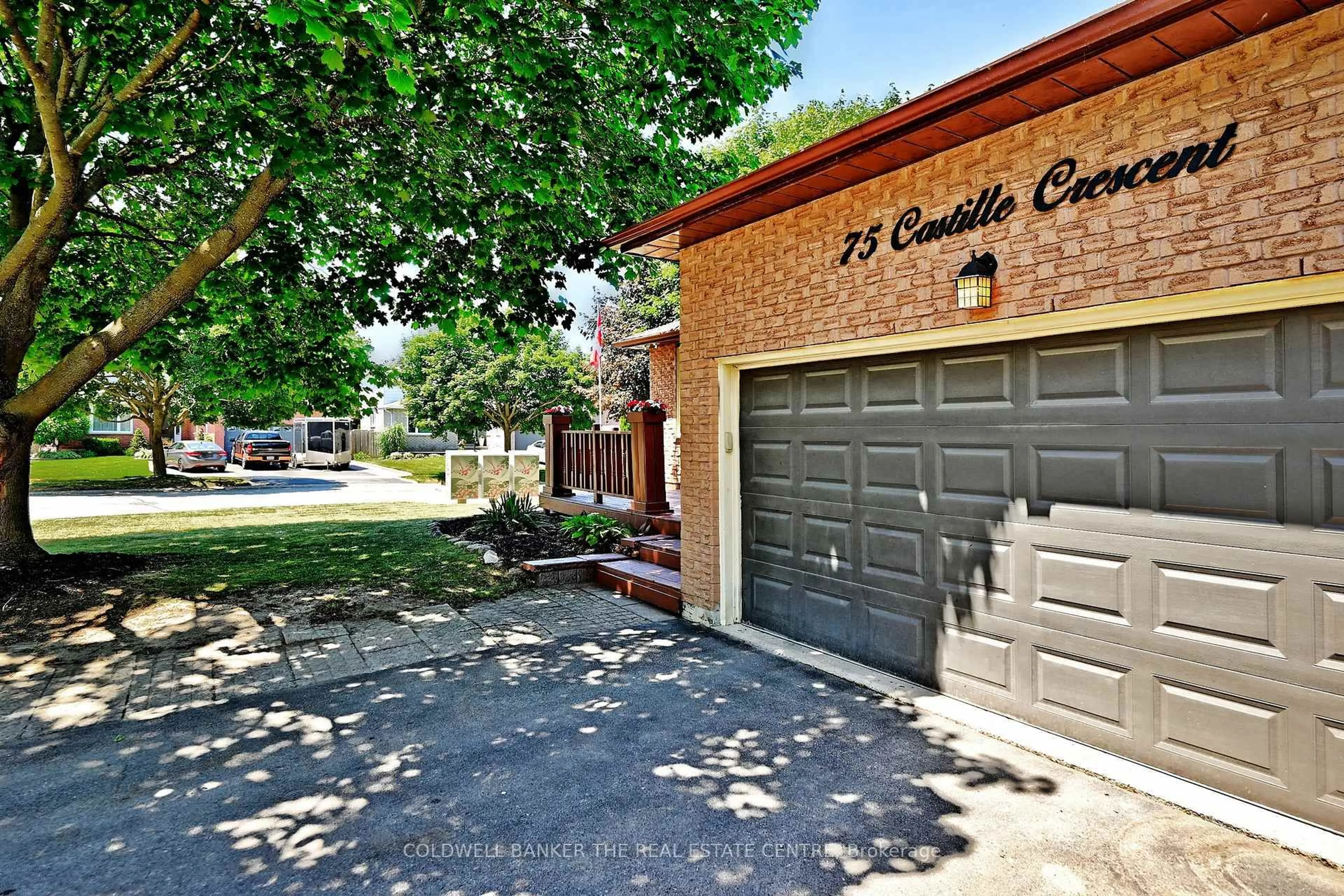Unknown for 75 Castille Cres, Georgina Ontario L4P 3L2