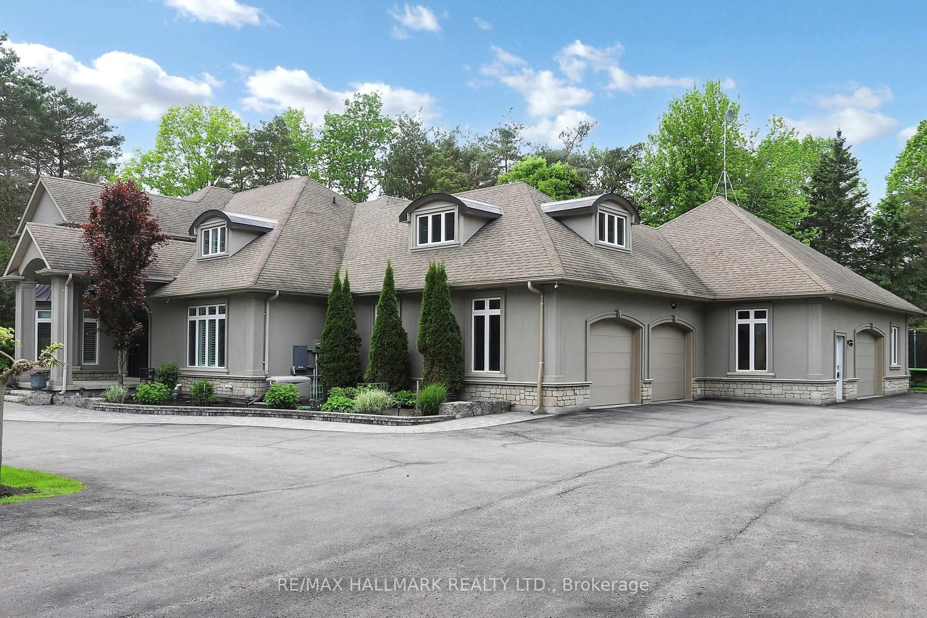 Unknown for 11 Loggers Tr, Whitchurch-Stouffville Ontario L4A 2L6