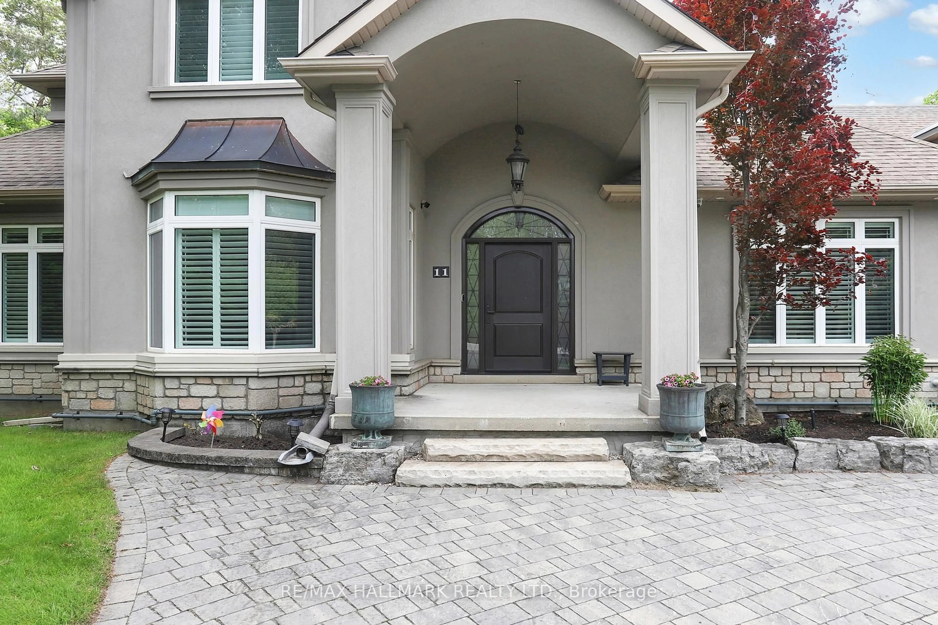 Unknown for 11 Loggers Tr, Whitchurch-Stouffville Ontario L4A 2L6