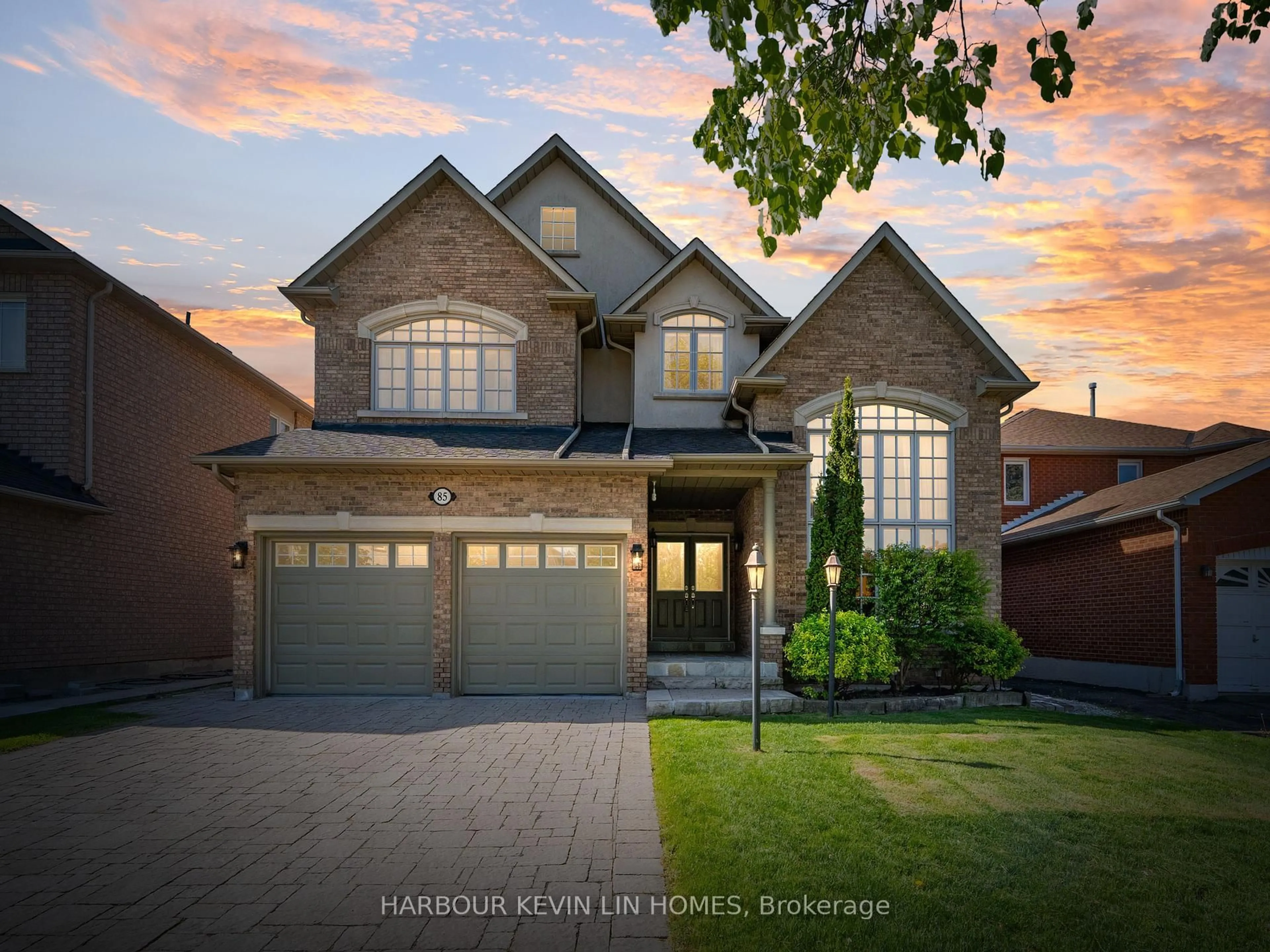 Home with brick exterior material, street for 85 Lagani Ave, Richmond Hill Ontario L4B 3C6